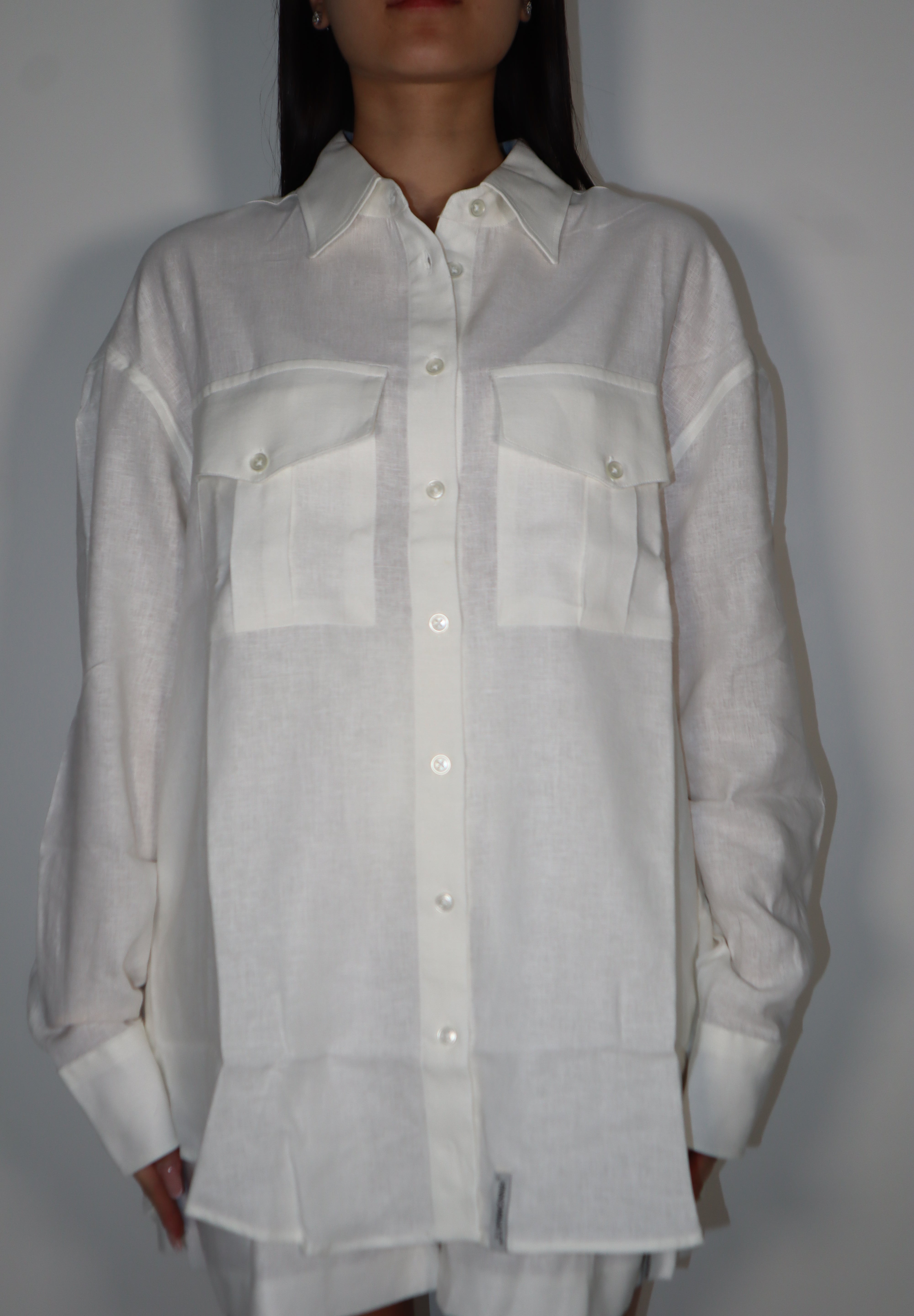 CAMICIA IN LINO CON TASCHE