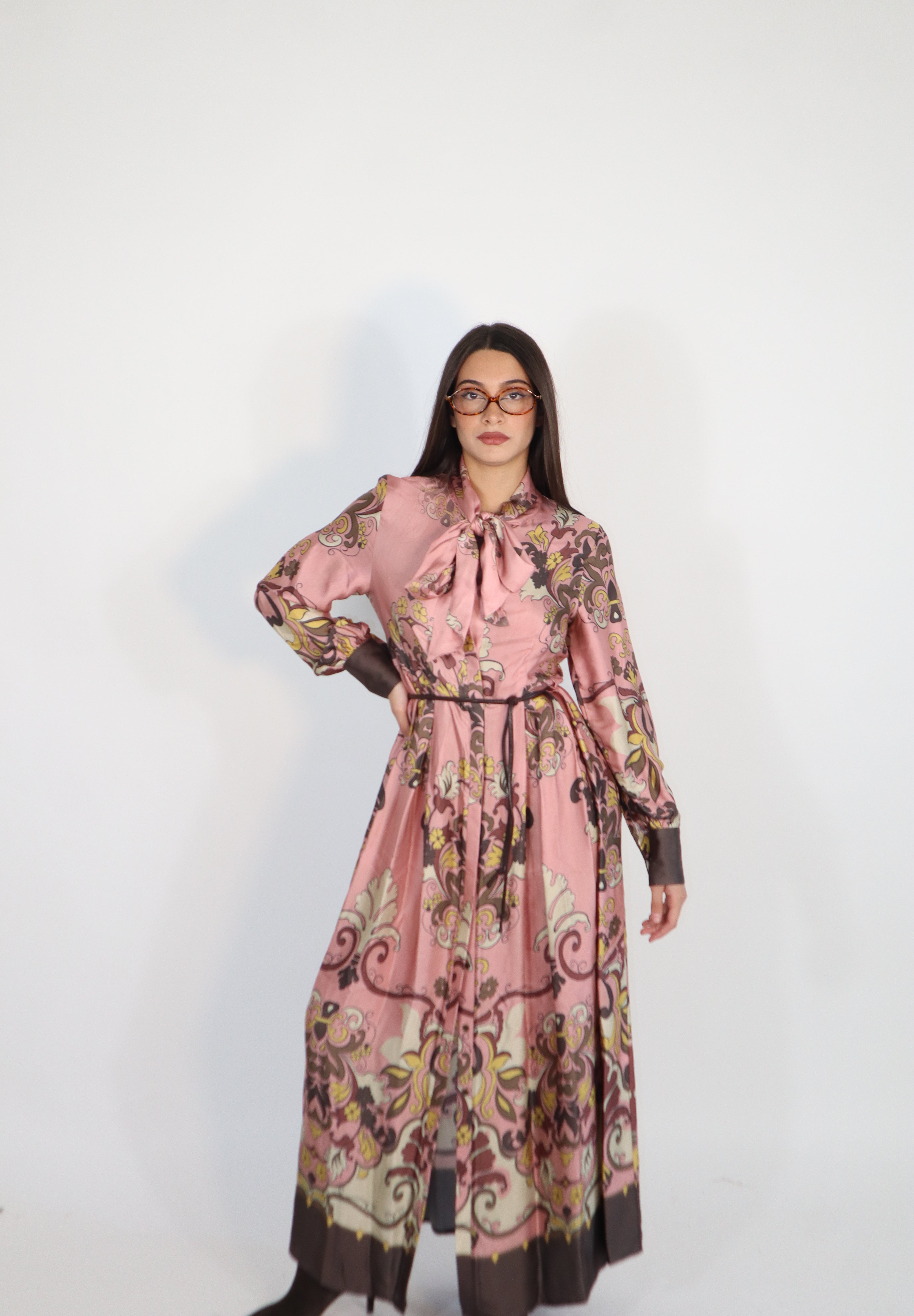 DRESS POMPOSA