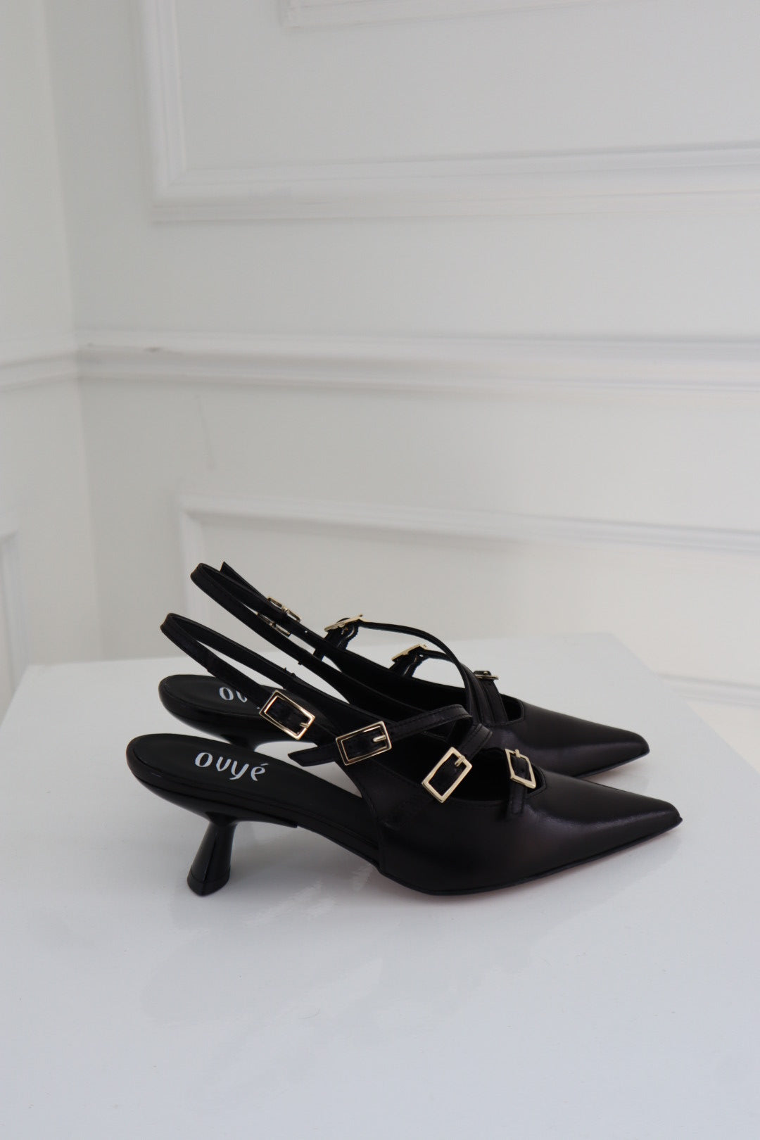 SLINGBACK CON FIBBIE