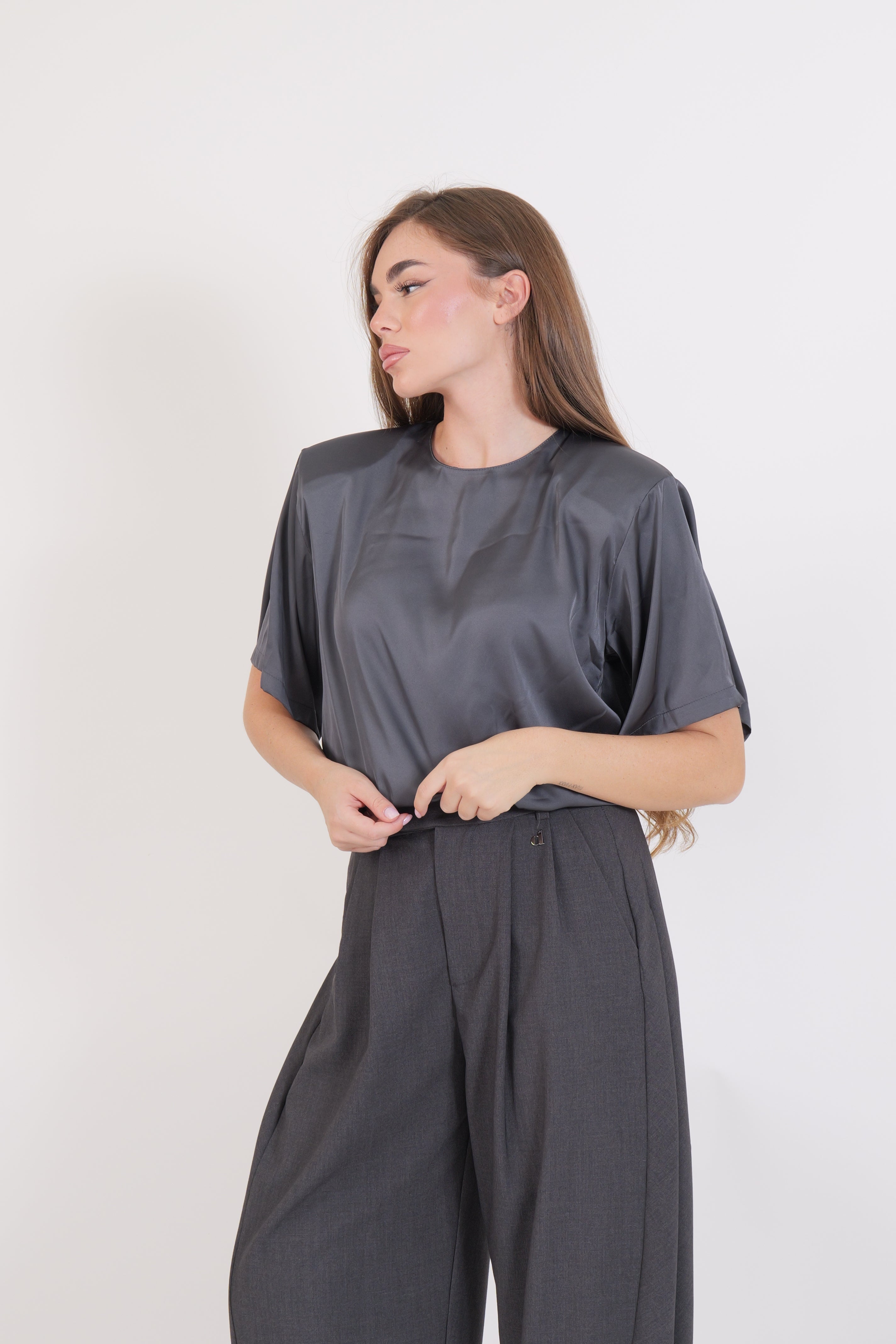 T-SHIRT SATIN SPALLINE GRIGIO