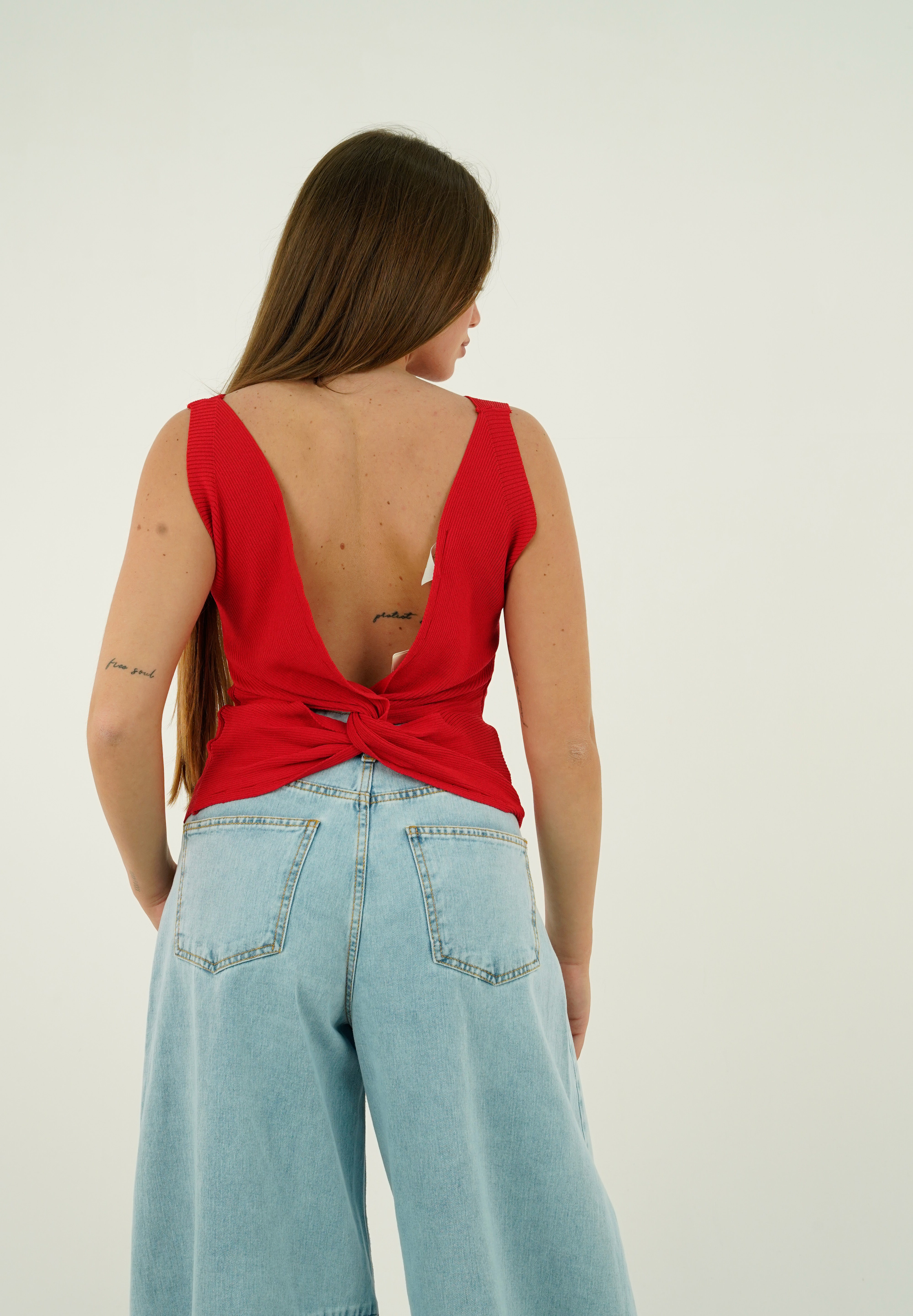TOP SCOLLO V ROSSO