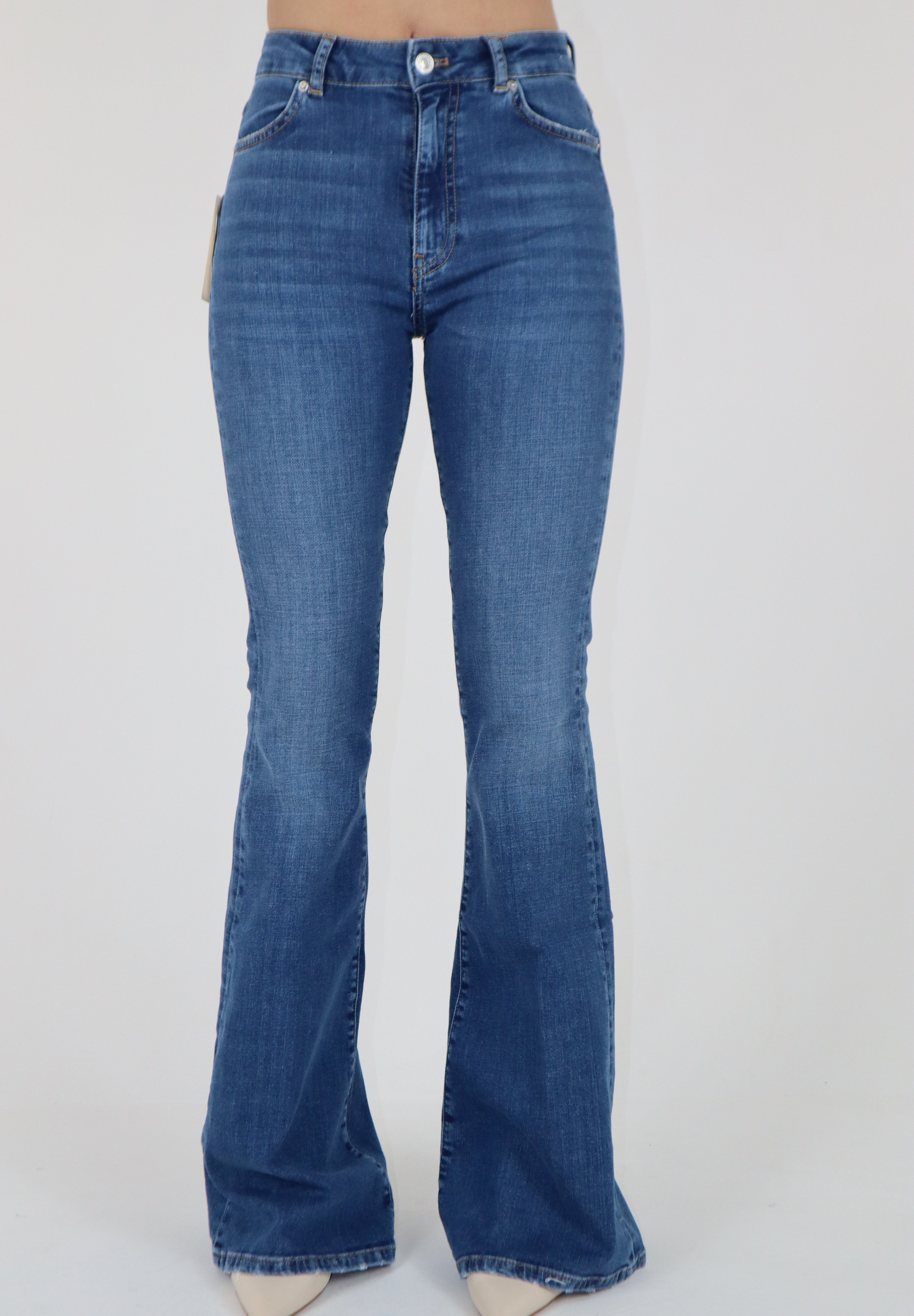 GISELE FLARE SLIM FIT