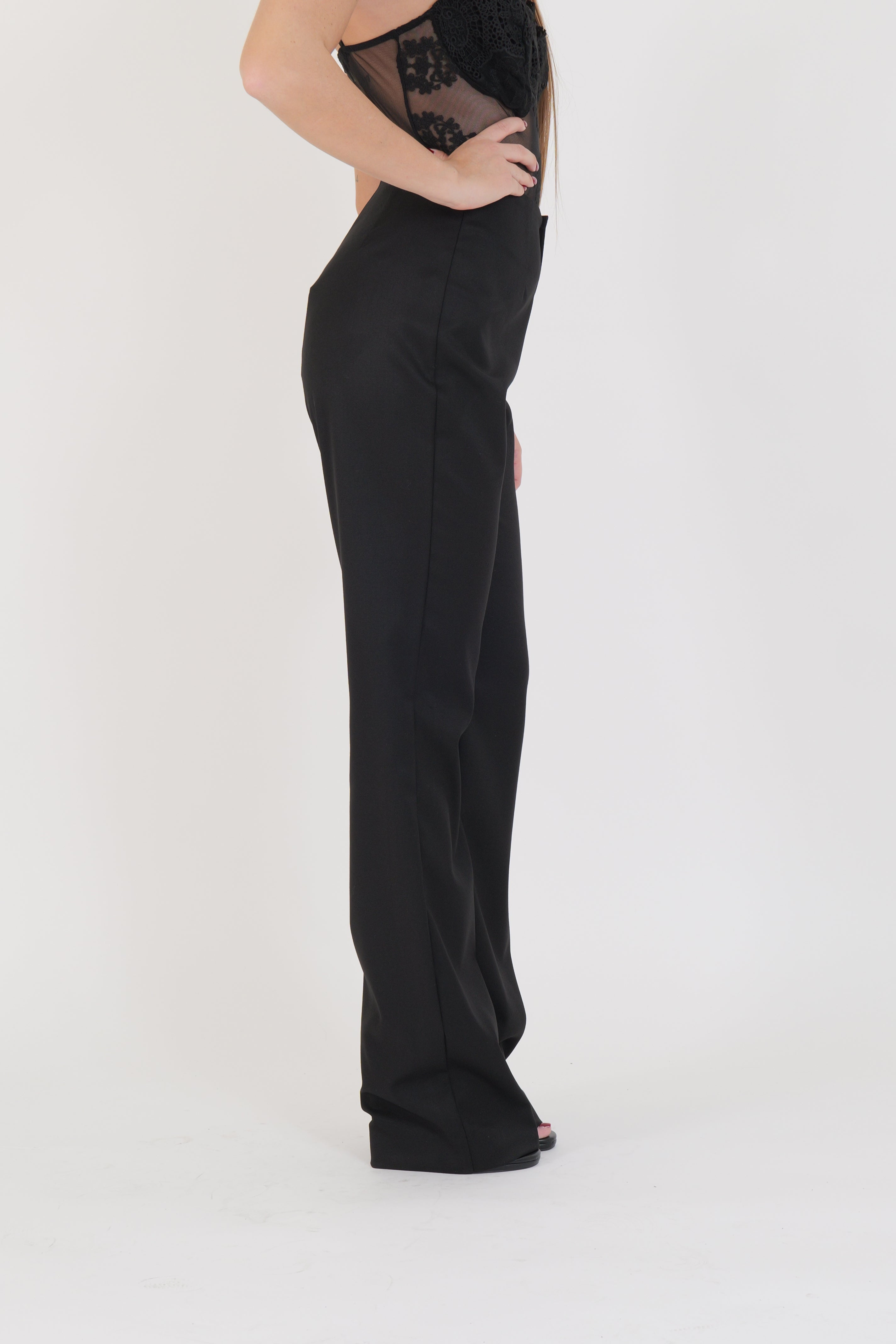 PANTALONE NERO MAR DE MARGARITAS