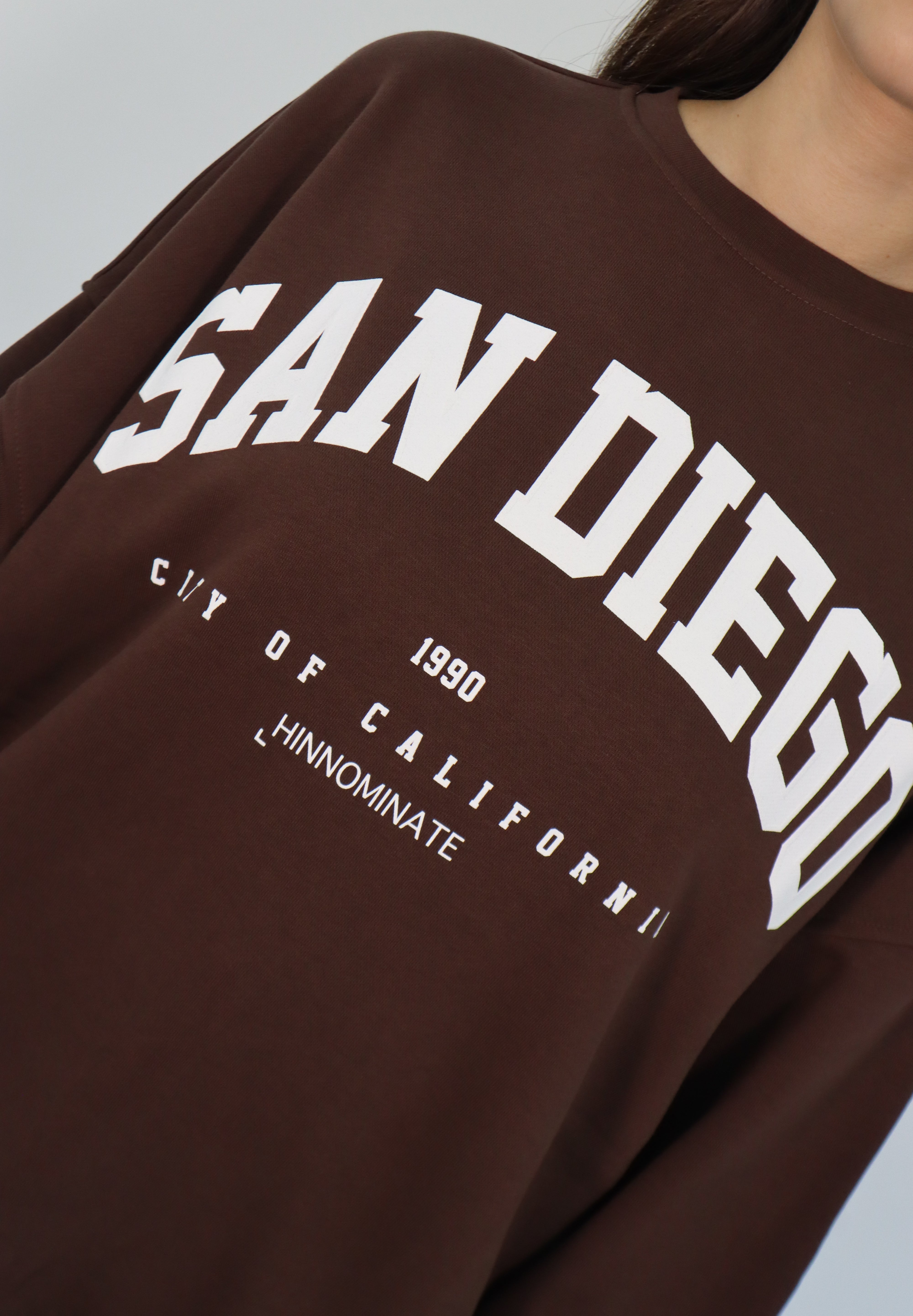 OVER SAN DIEGO ROUND NECK SWEATSHIRT