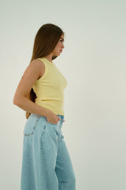 TOP GIROCOLLO GIALLO