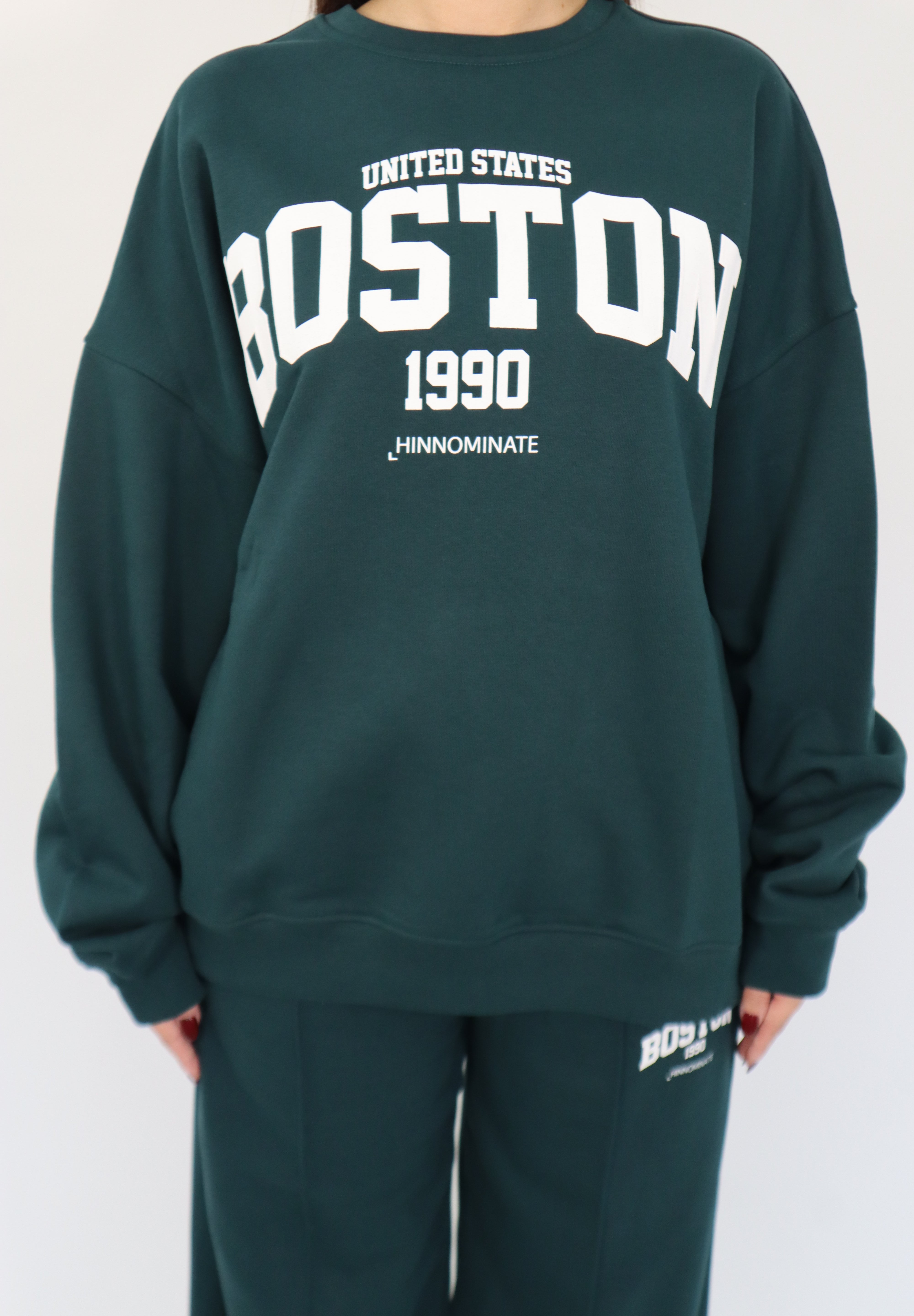 OVER BOSTON ROUND NECK SWEATSHIRT