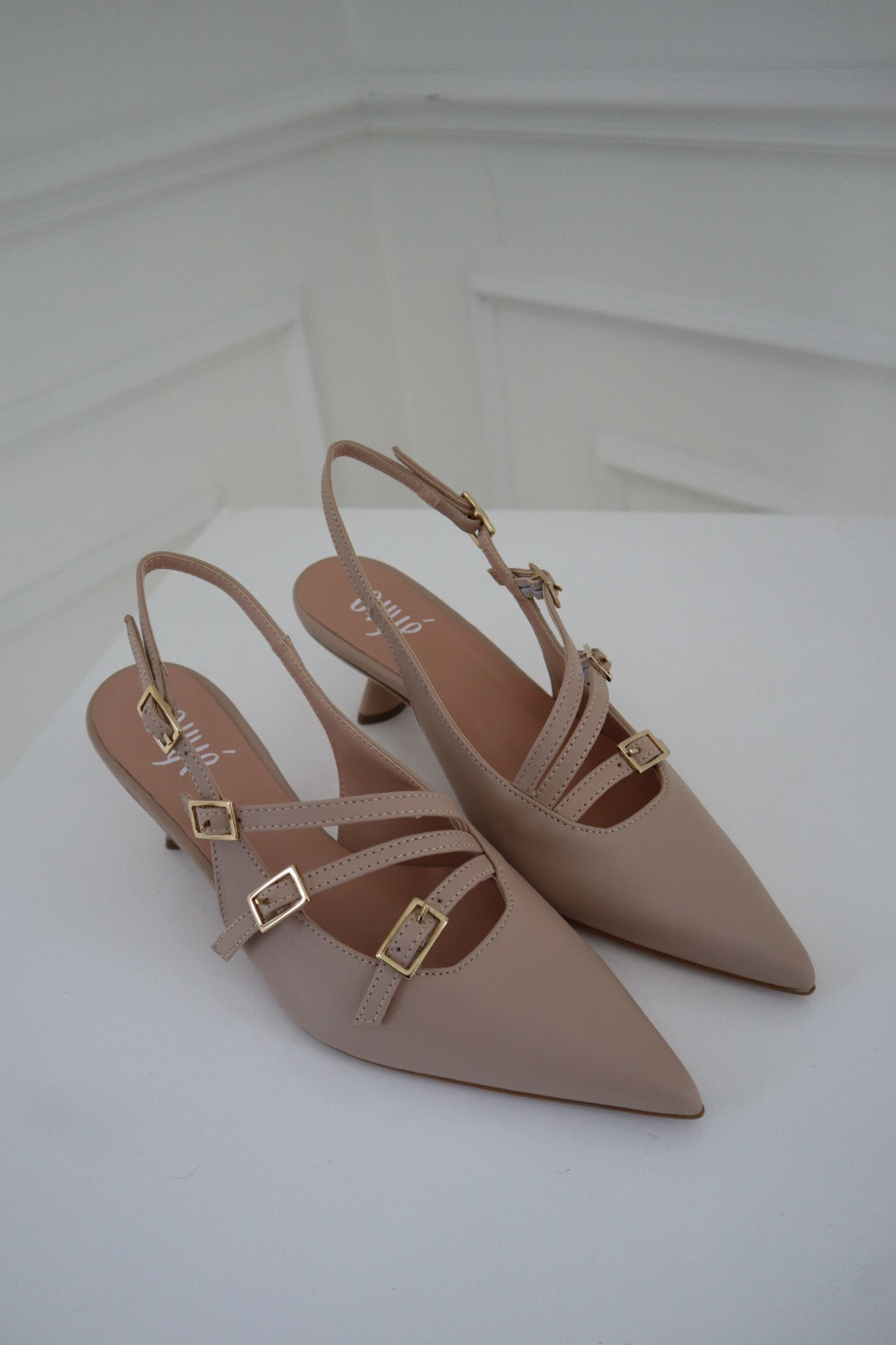 SLINGBACK CON FIBBIE