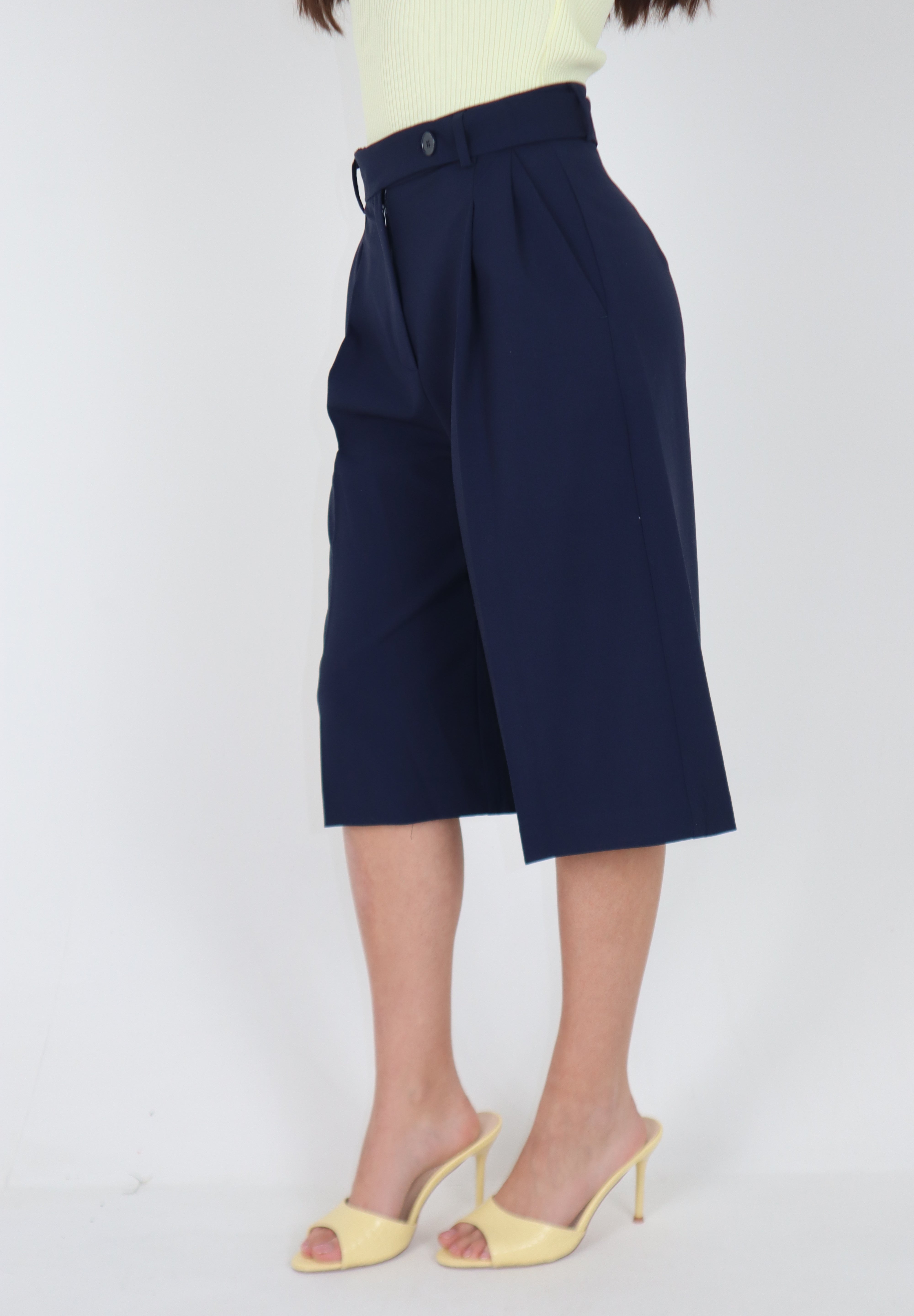 BERMUDA LONDON BLUE