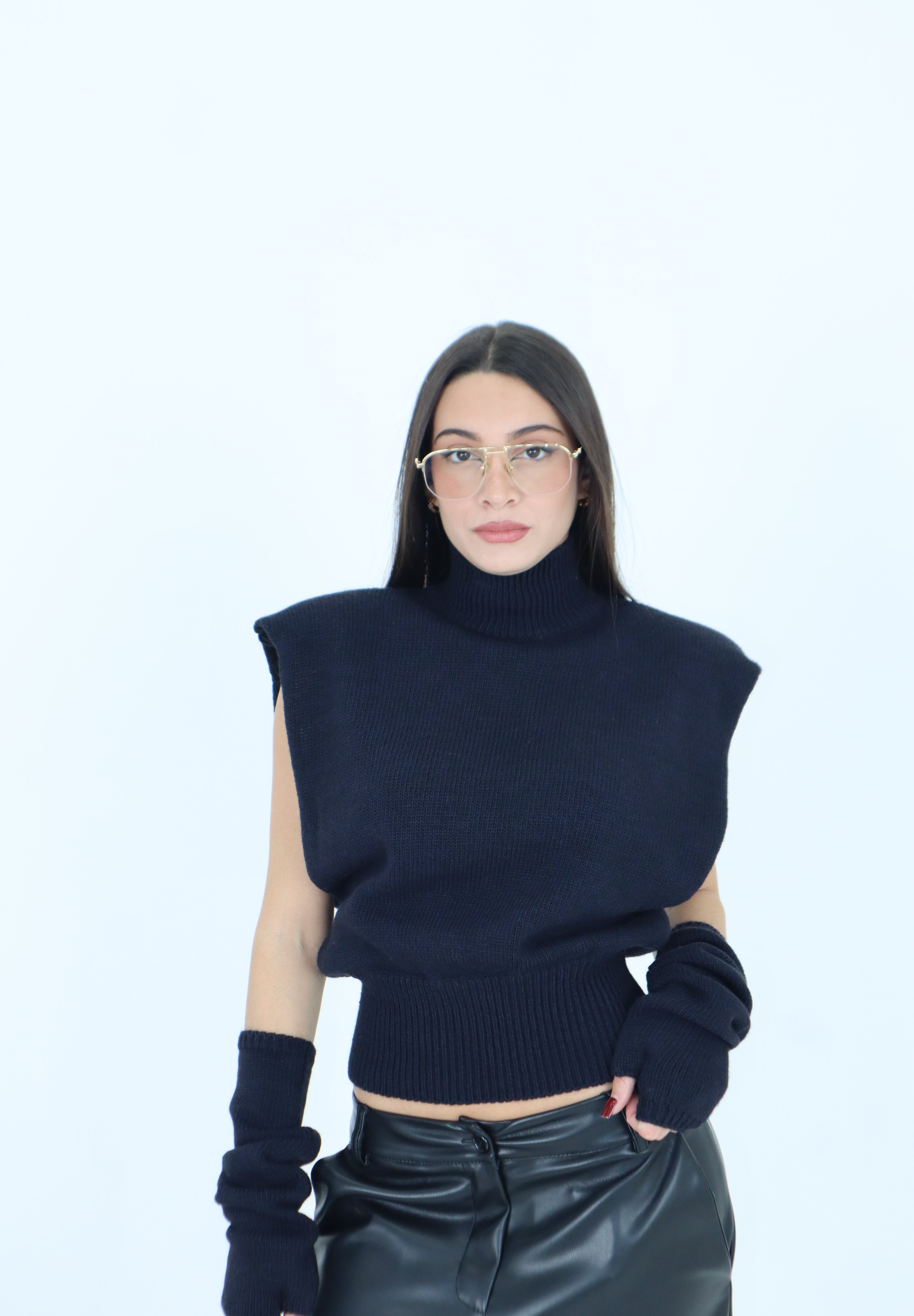 MAGLIONCINO CON MANICOTTI