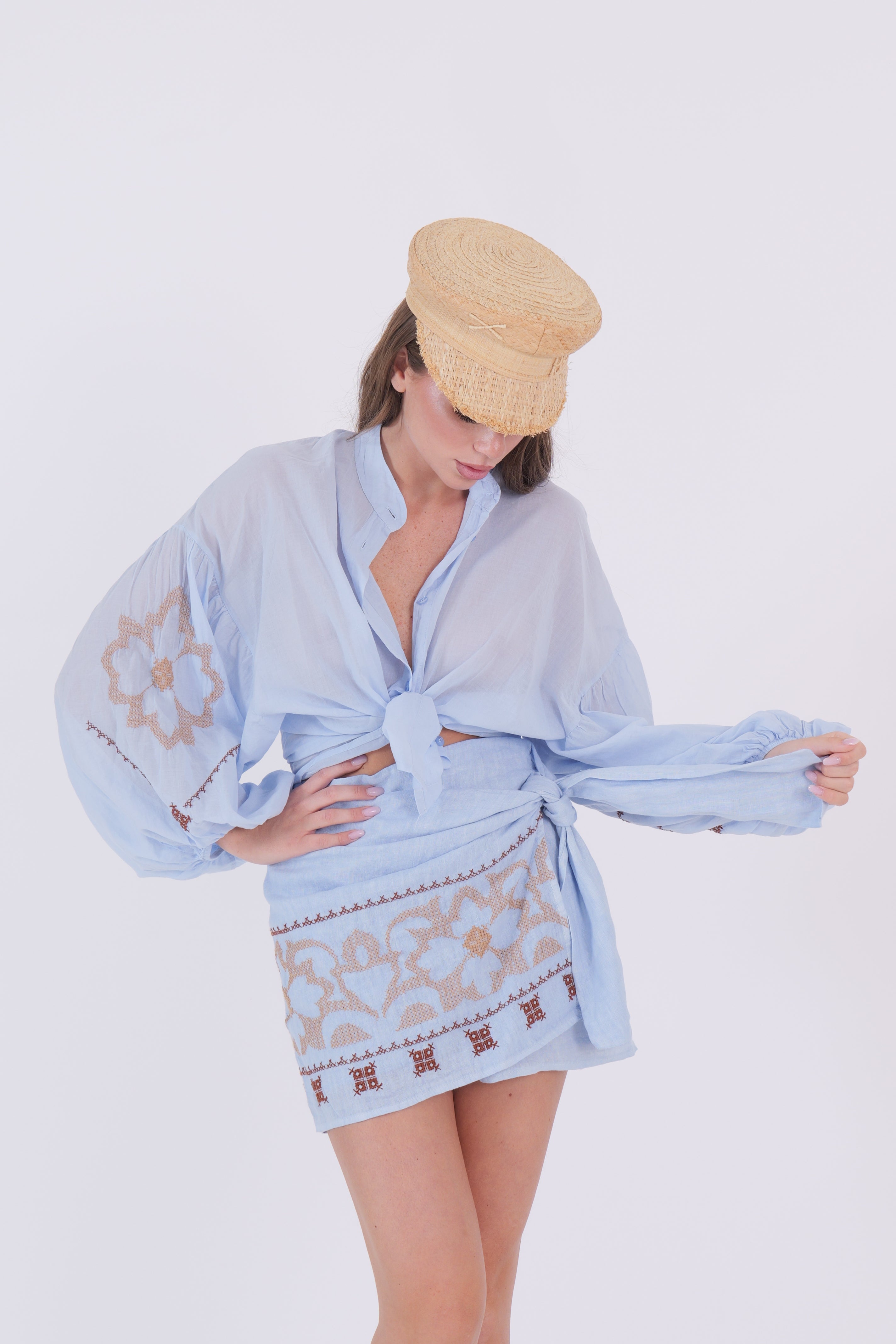 CAMICIA RICAMO CELESTE