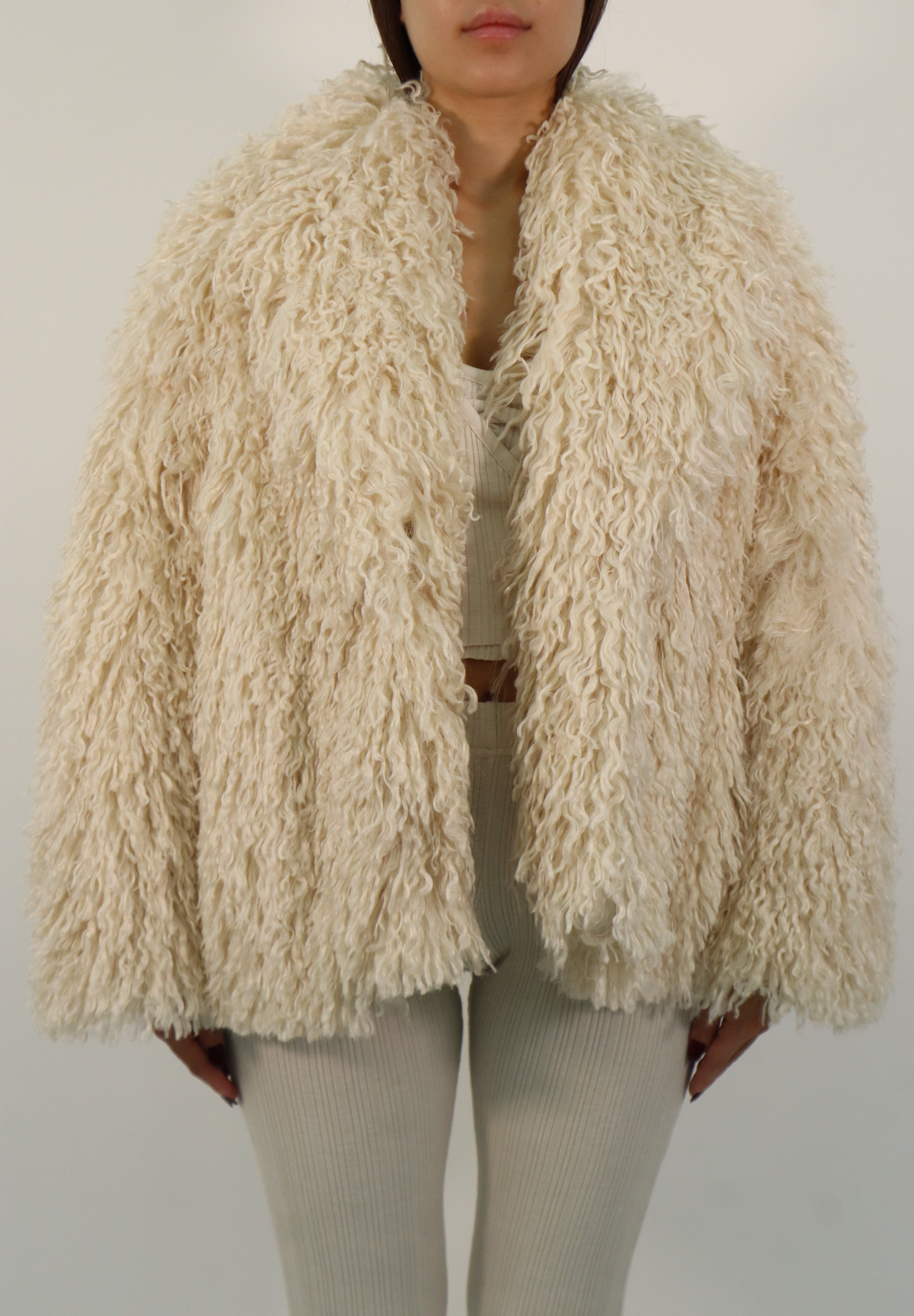 CREAM FUR