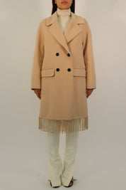 COAT WITH FRINGES ON THE SHORT BOTTOM