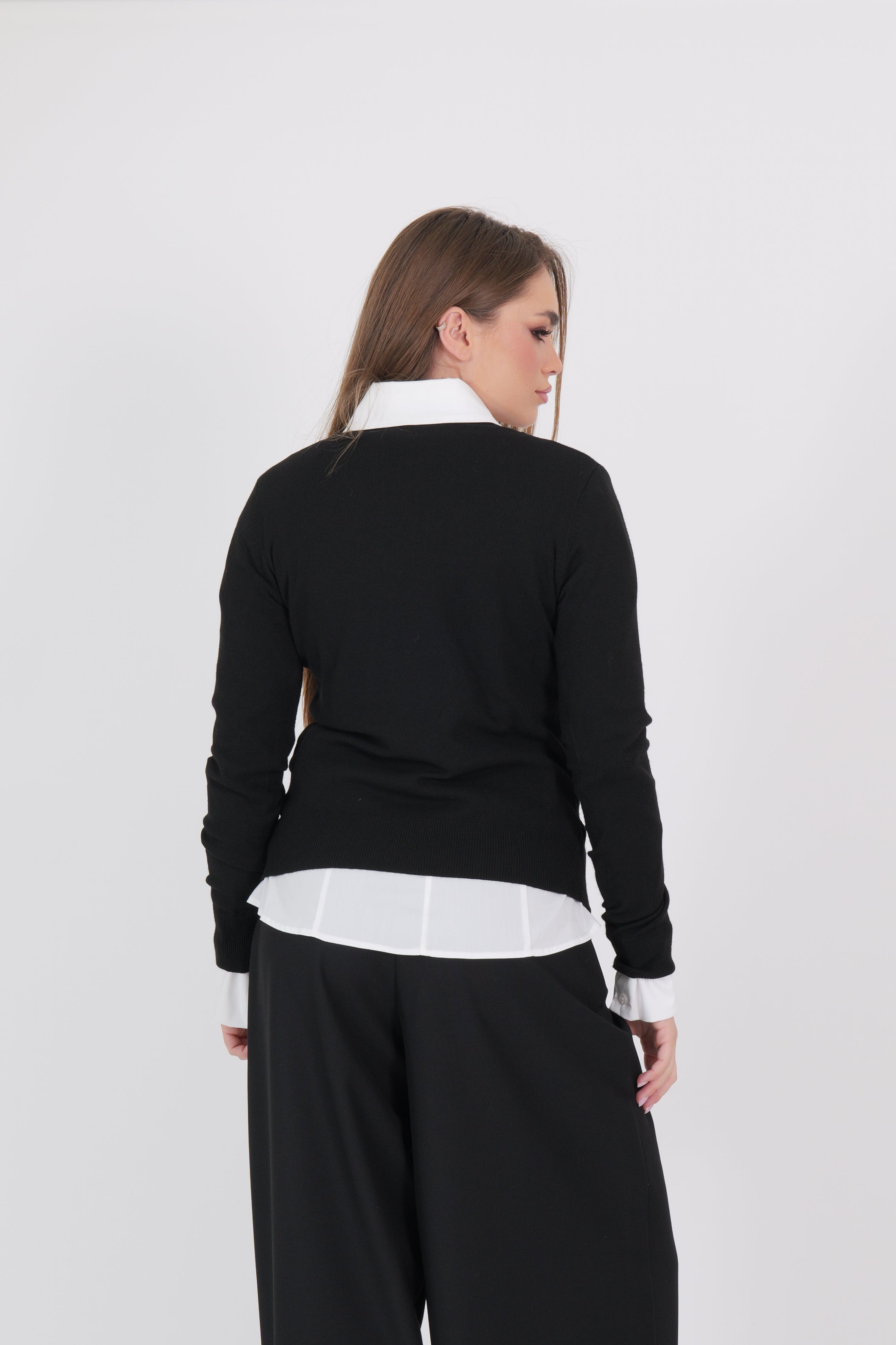 MAGLIA GIROCOLLO NERA
