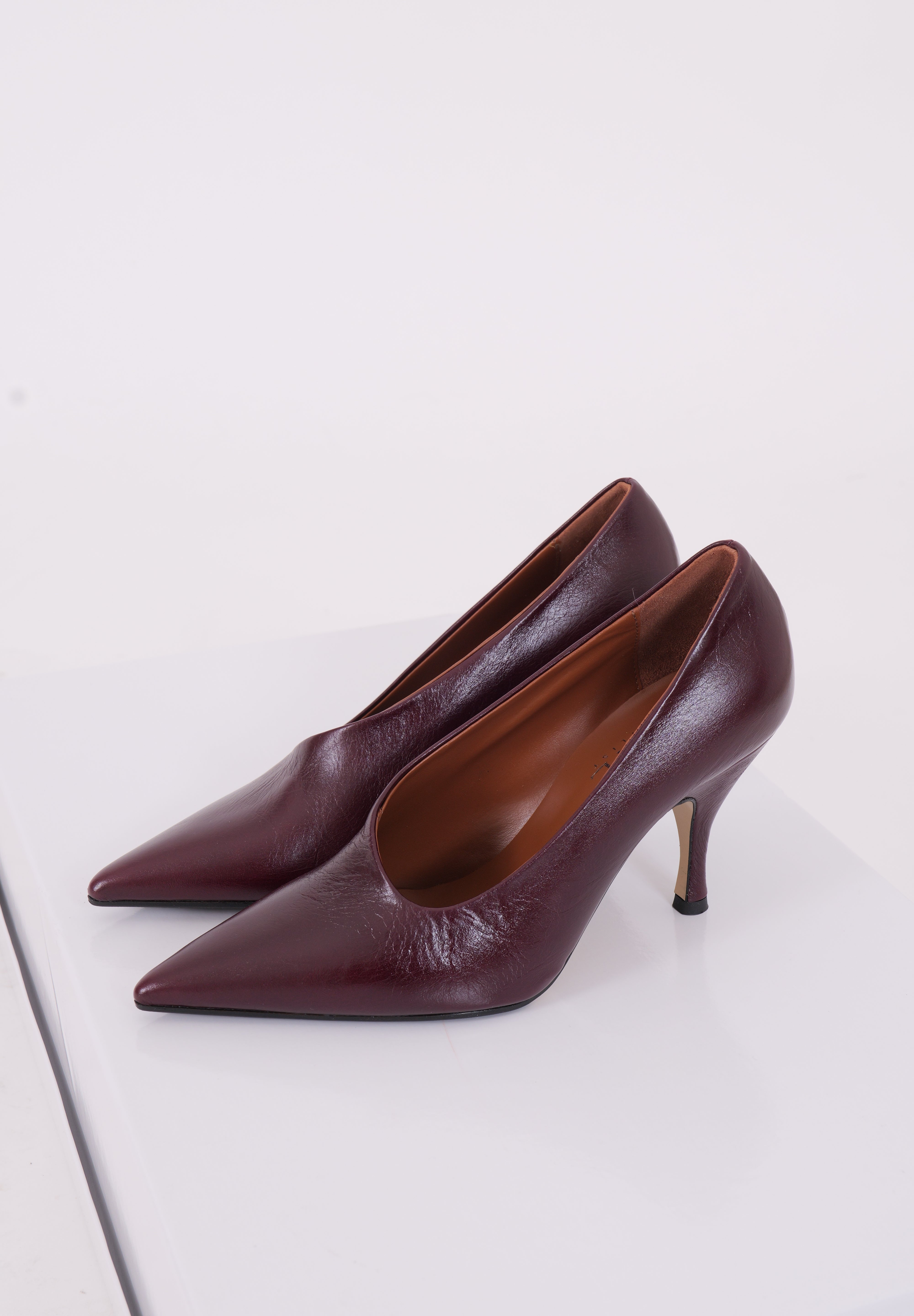 DÉCOLLETÉ IN PELLE BORDEAUX