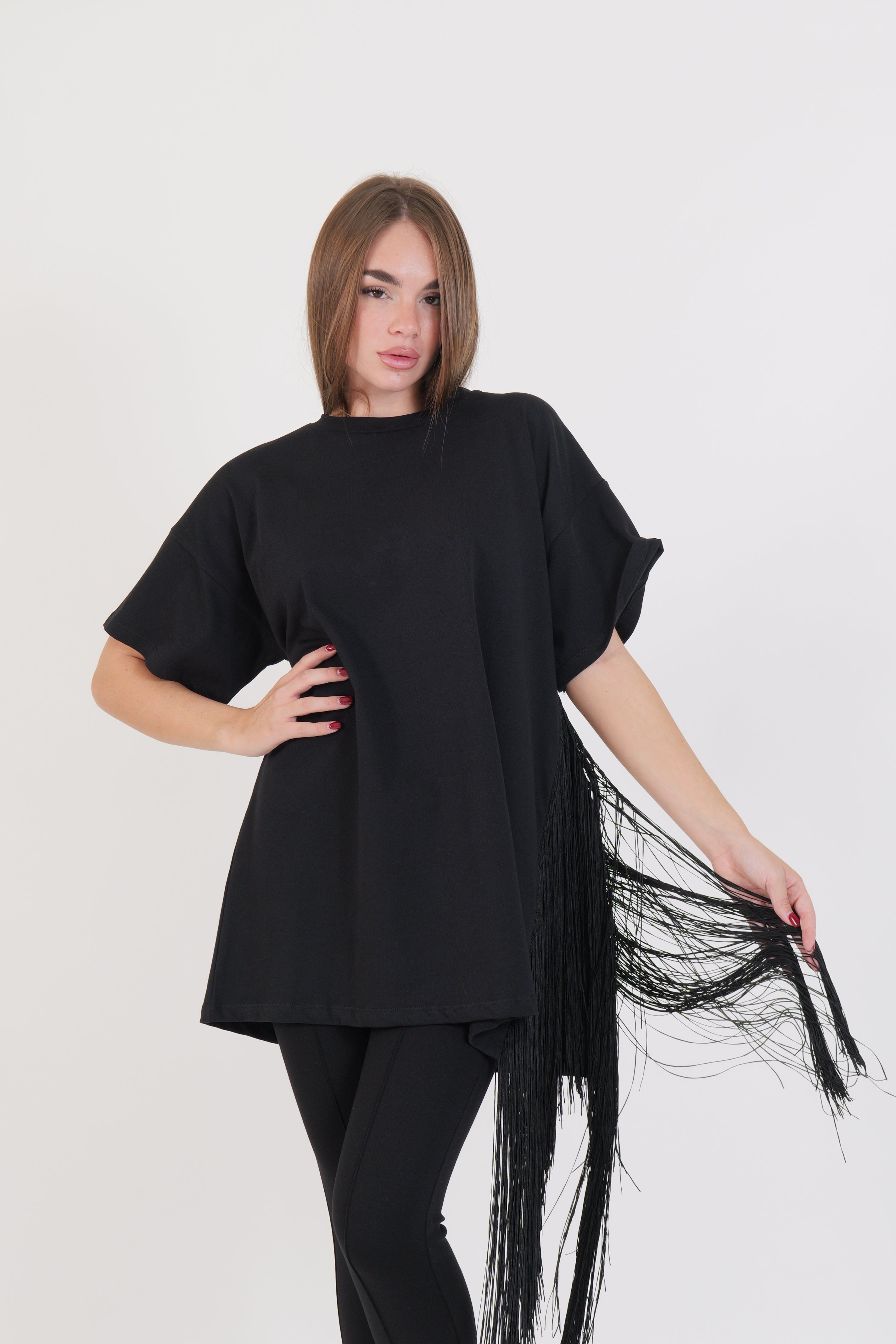 T-SHIRT FRANGE NERA