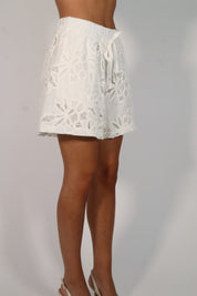 SHORT NATURAL