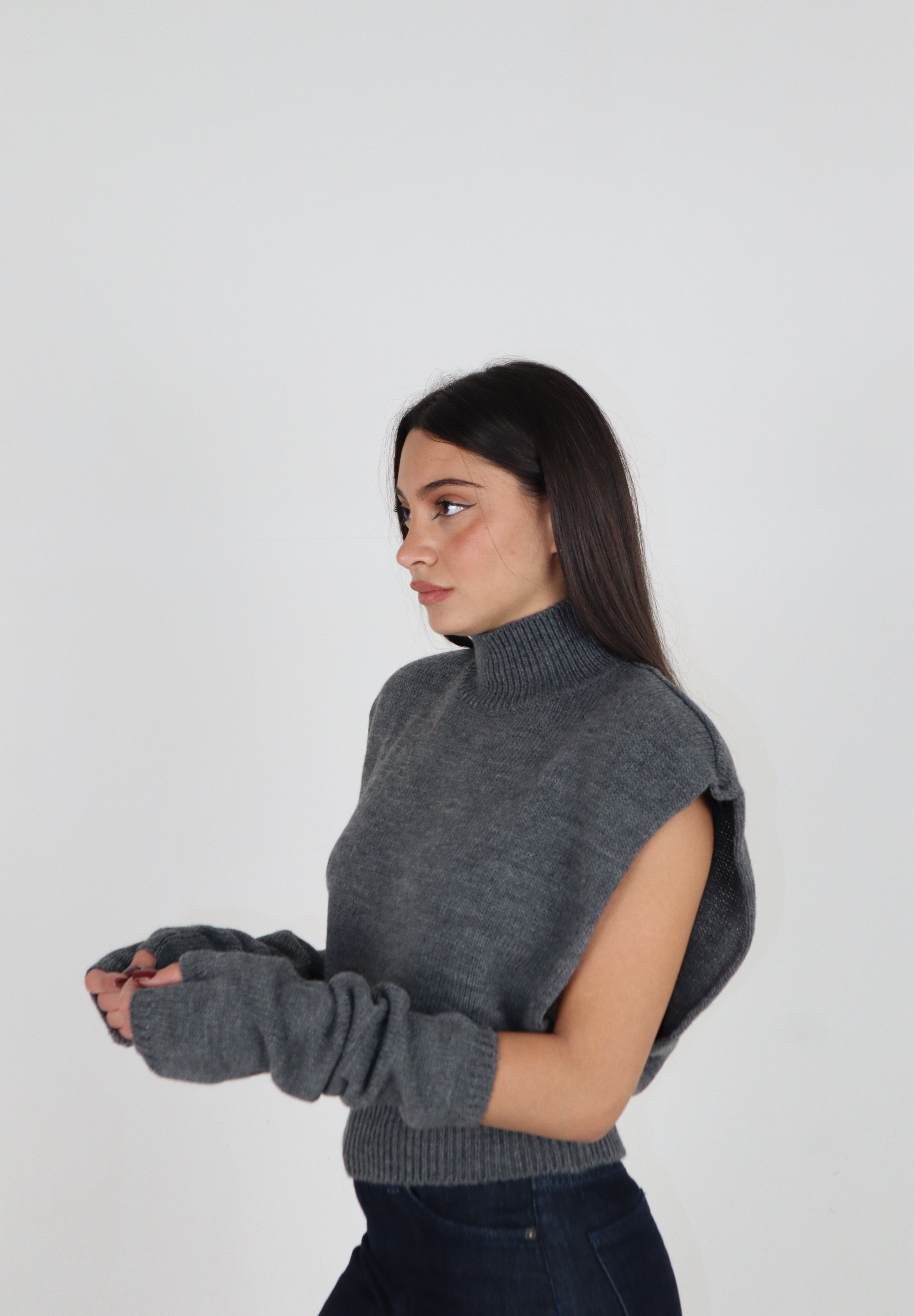 MAGLIONCINO CON MANICOTTI