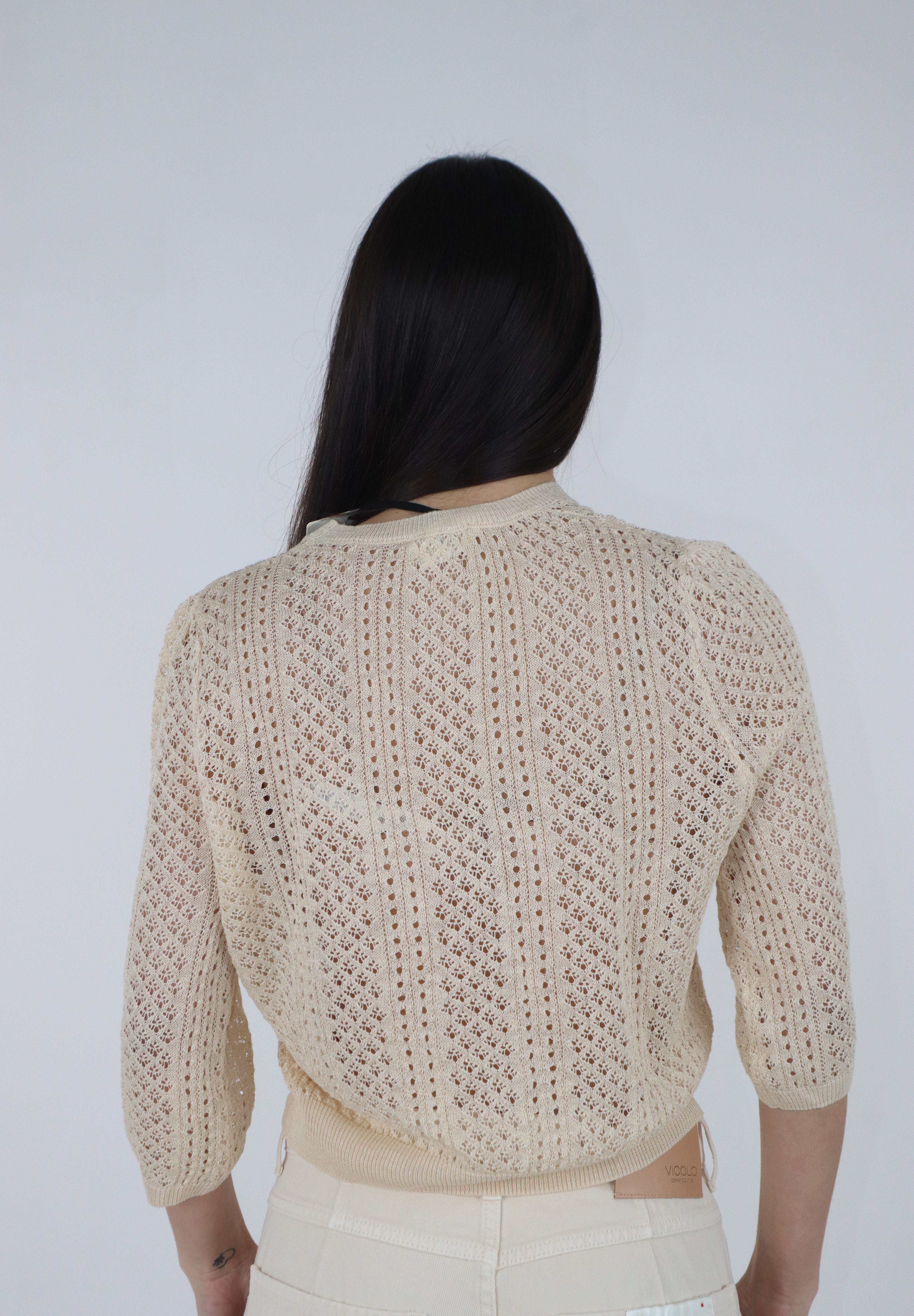 MAGLIA TRAFORATA MANDORLA