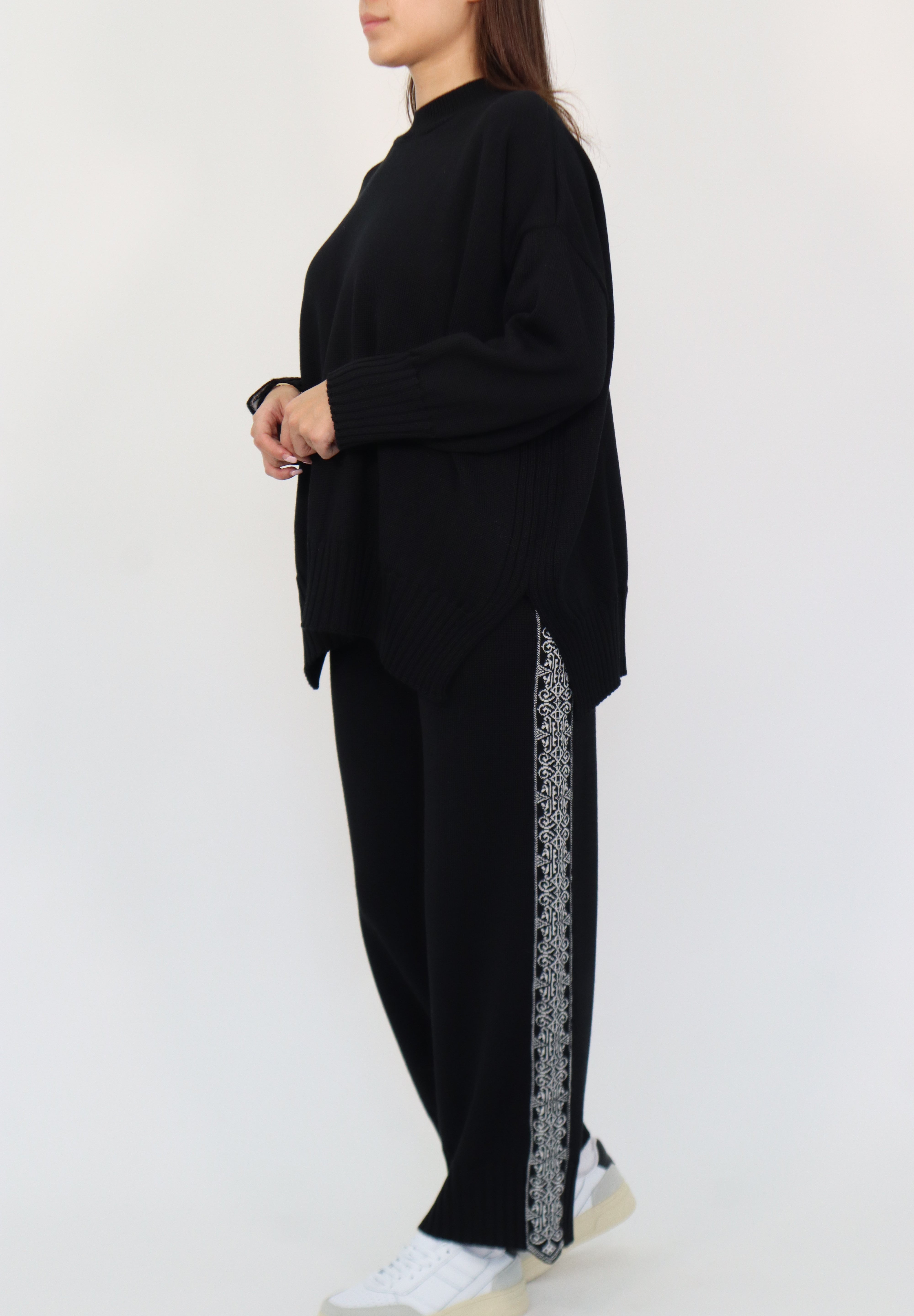 BLACK WOOL TROUSERS WITH BAND