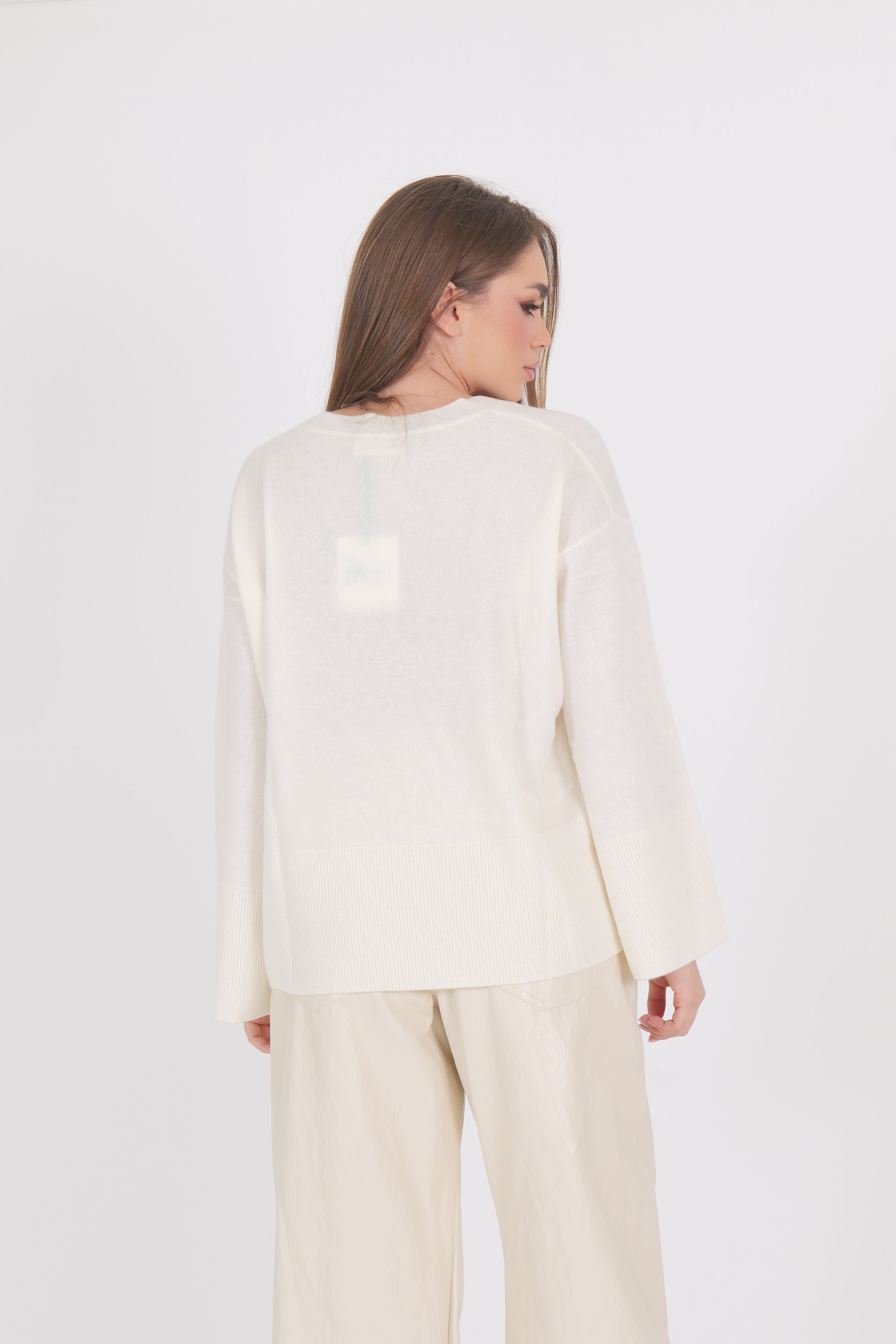 MAGLIONE SCOLLO V BURRO
