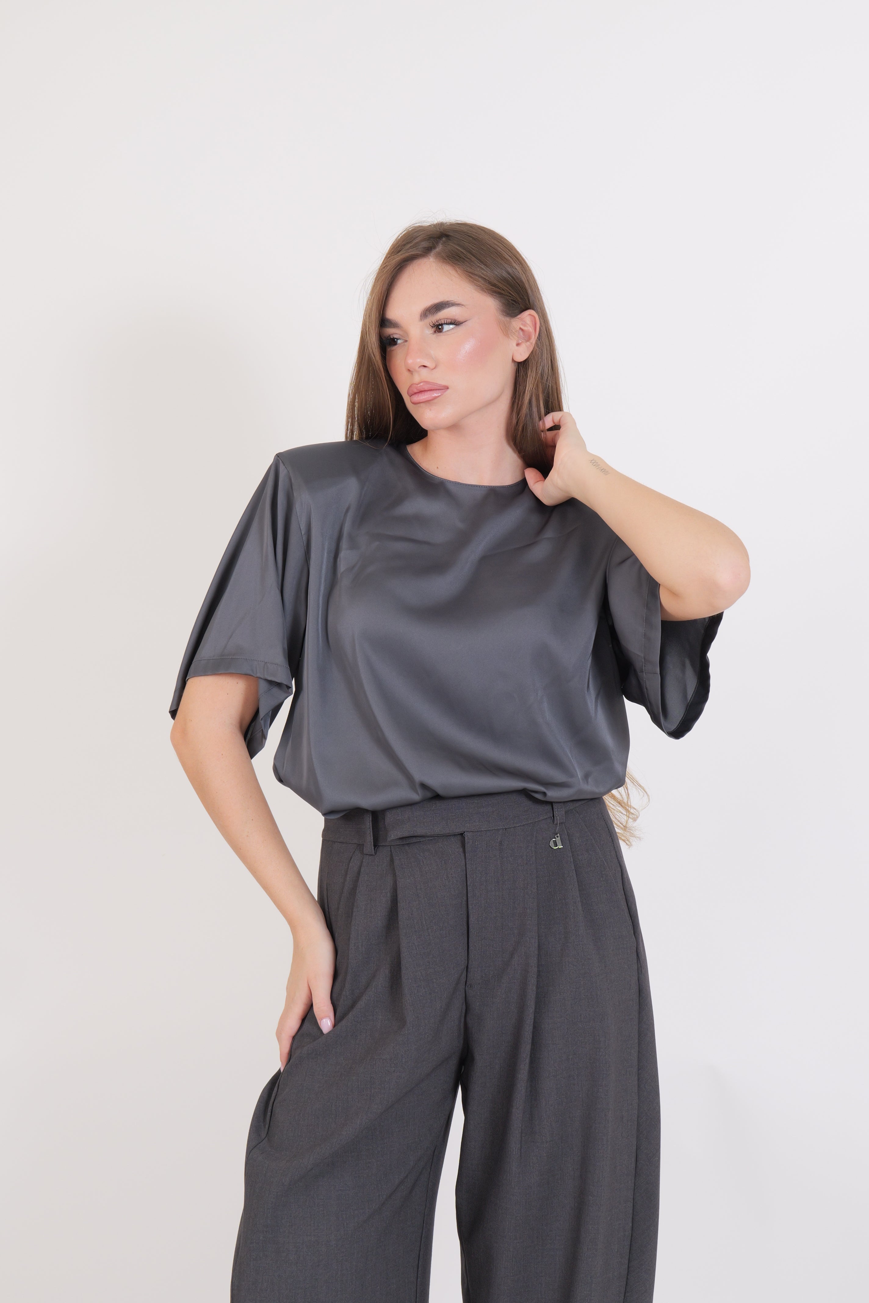 T-SHIRT SATIN SPALLINE GRIGIO