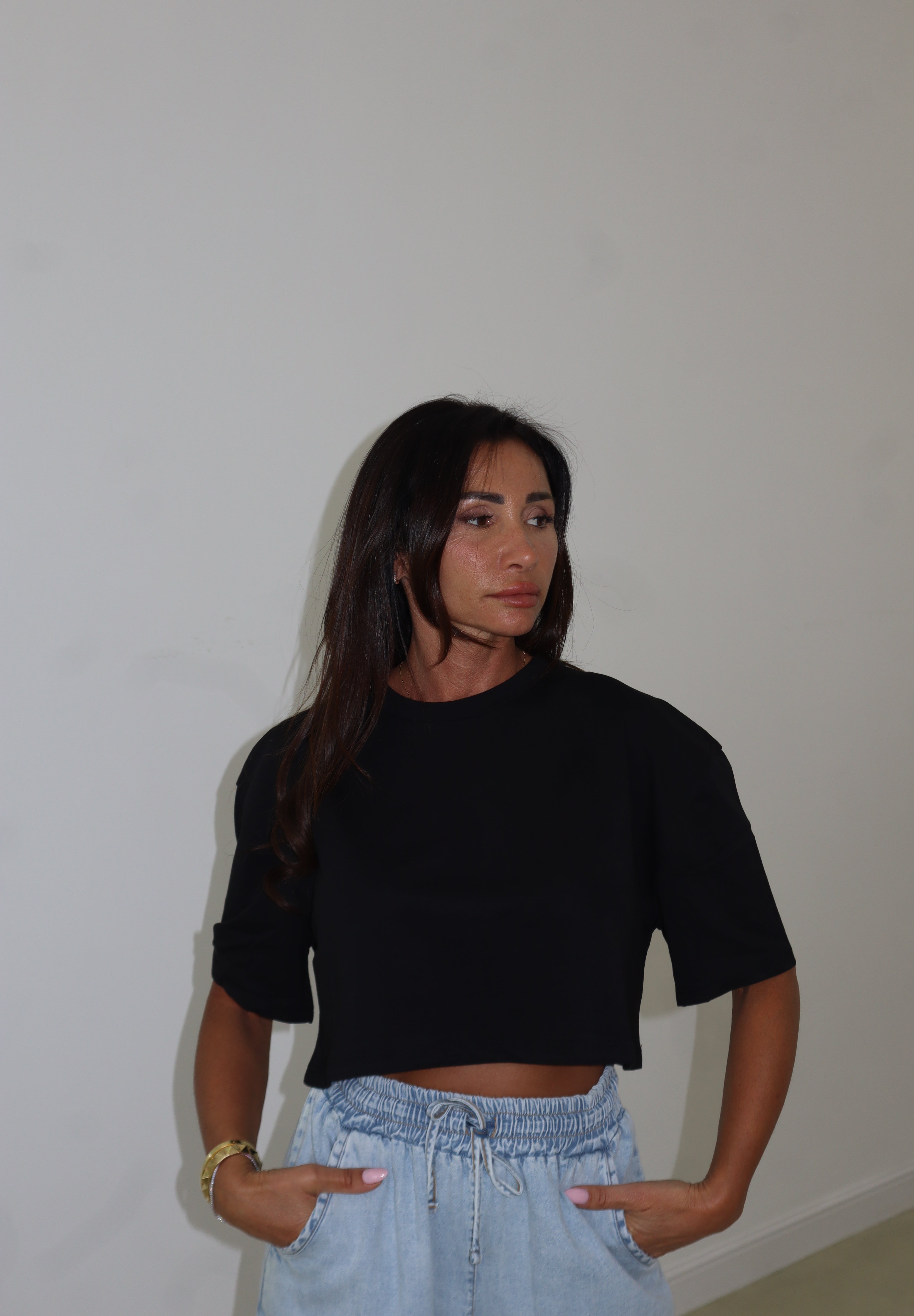 T-SHIRT CROP