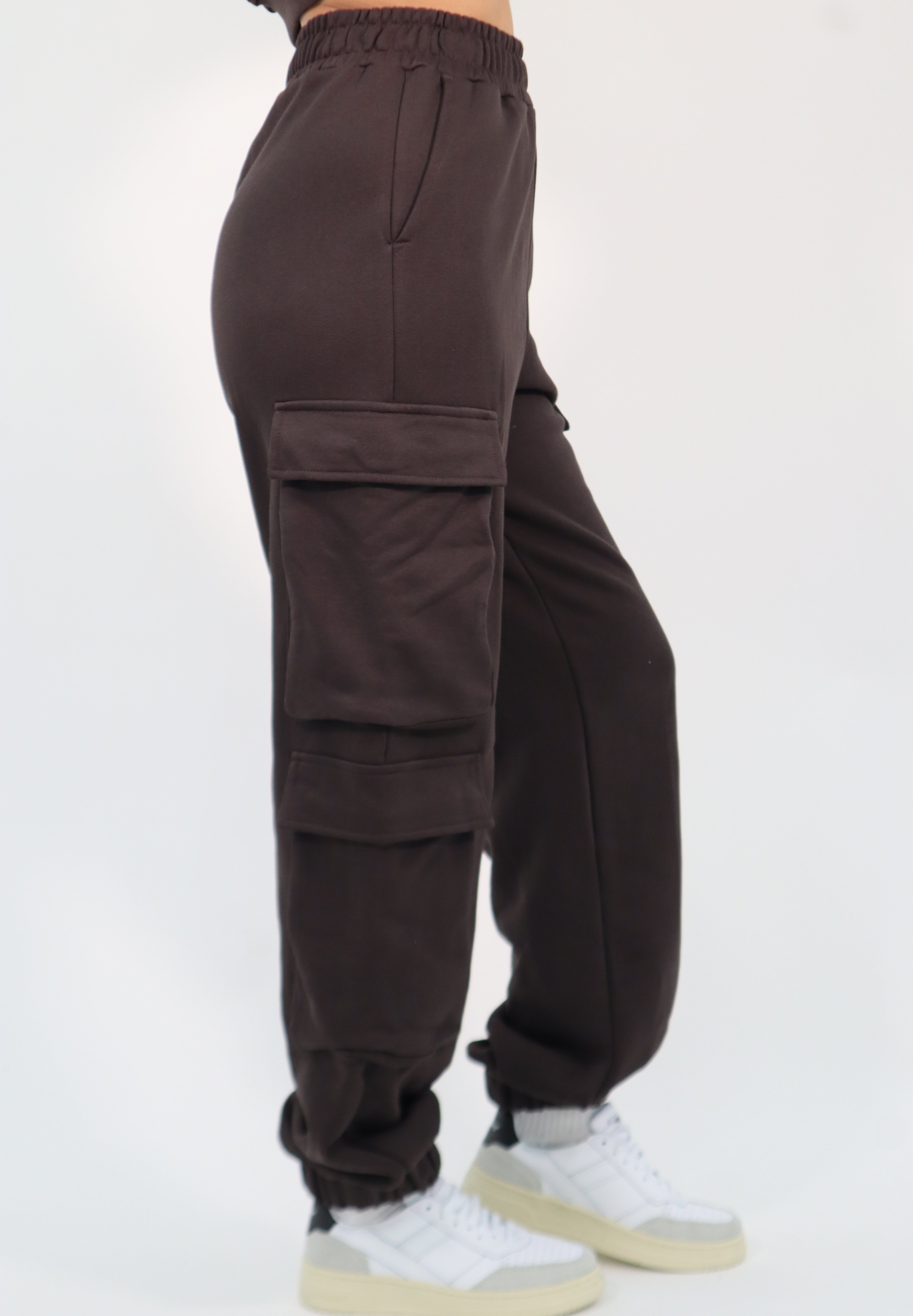 TROUSERS WITH SIDE POCKETS