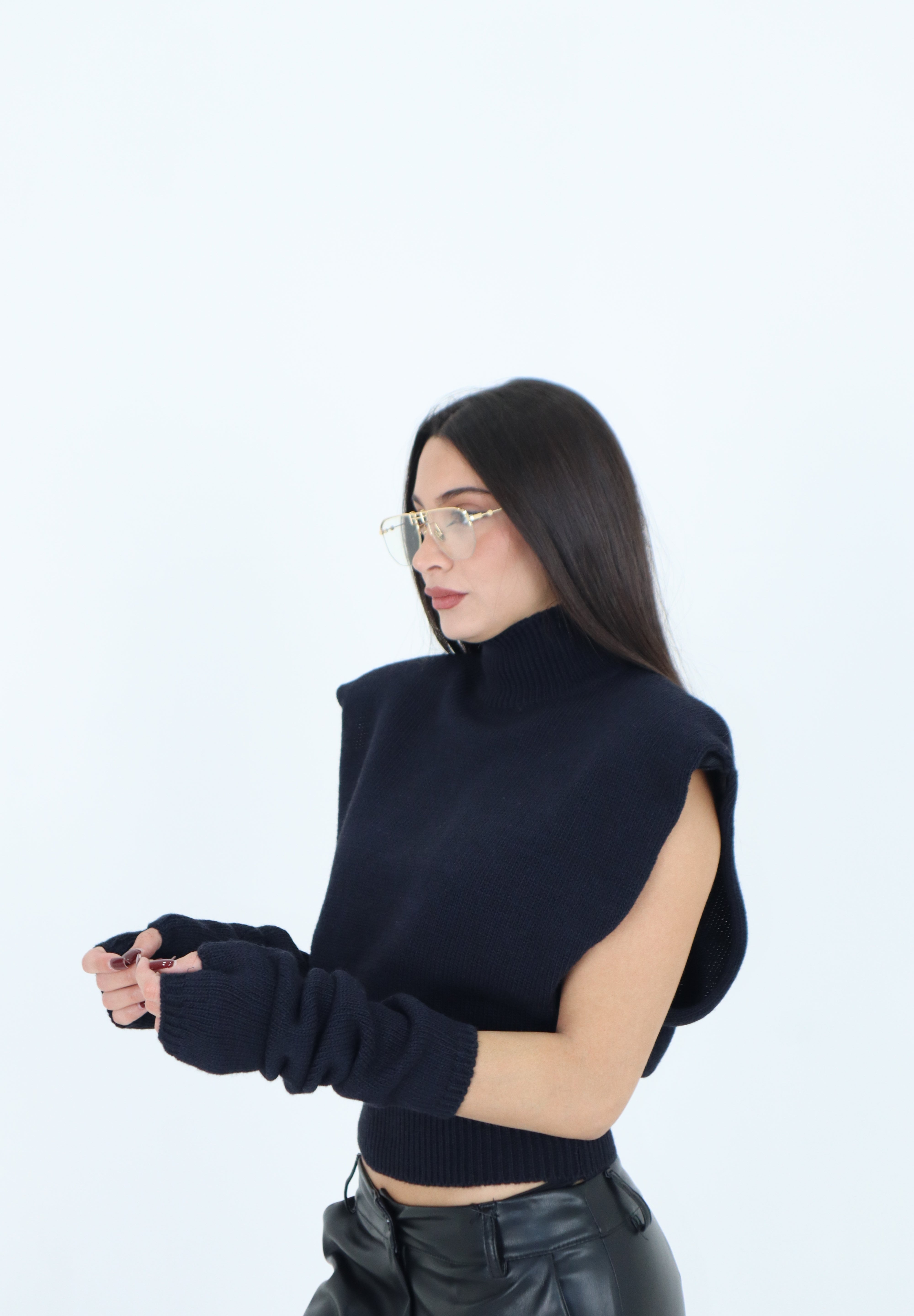 MAGLIONCINO CON MANICOTTI