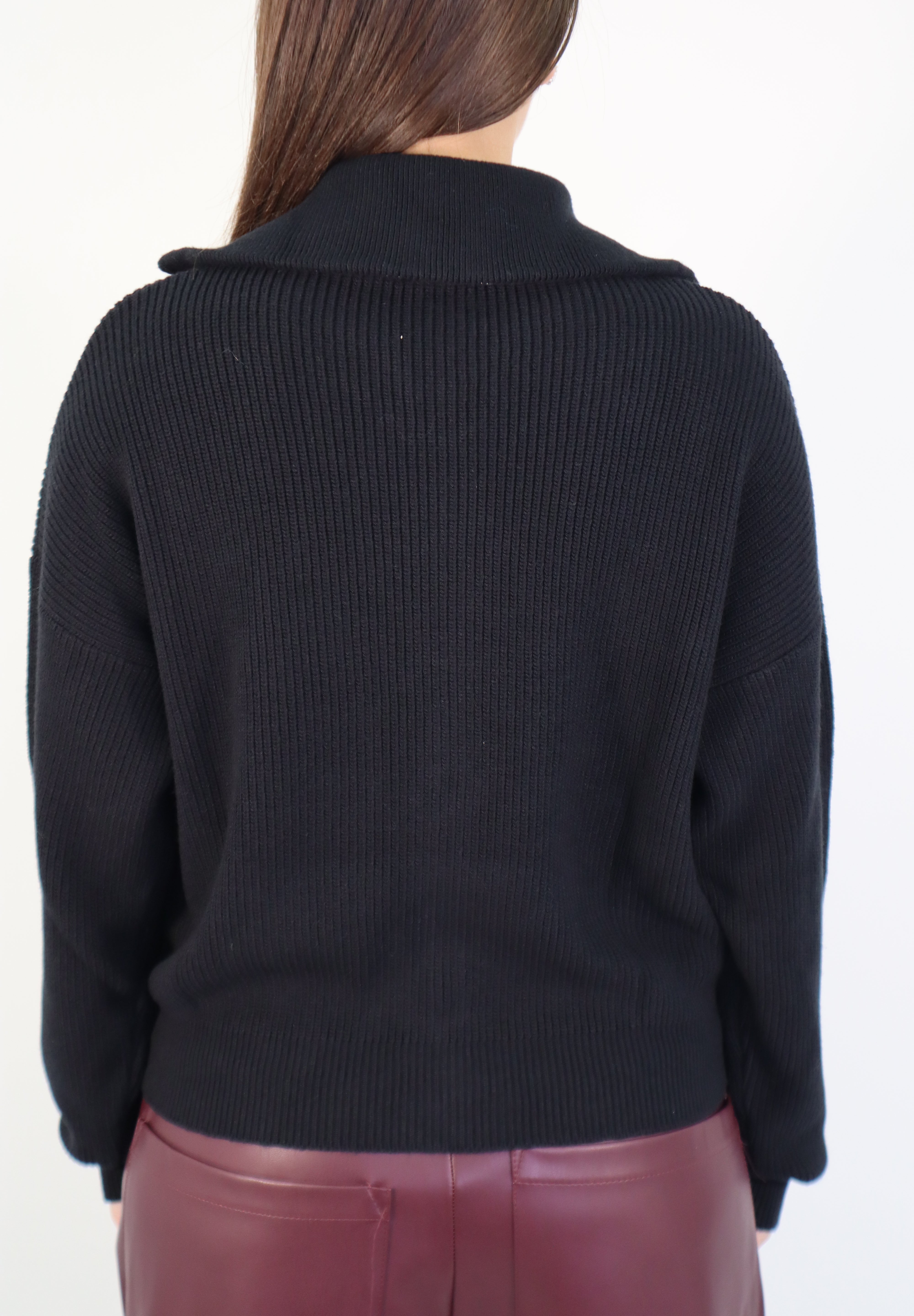 PULL IN MAGLIA CON ZIP