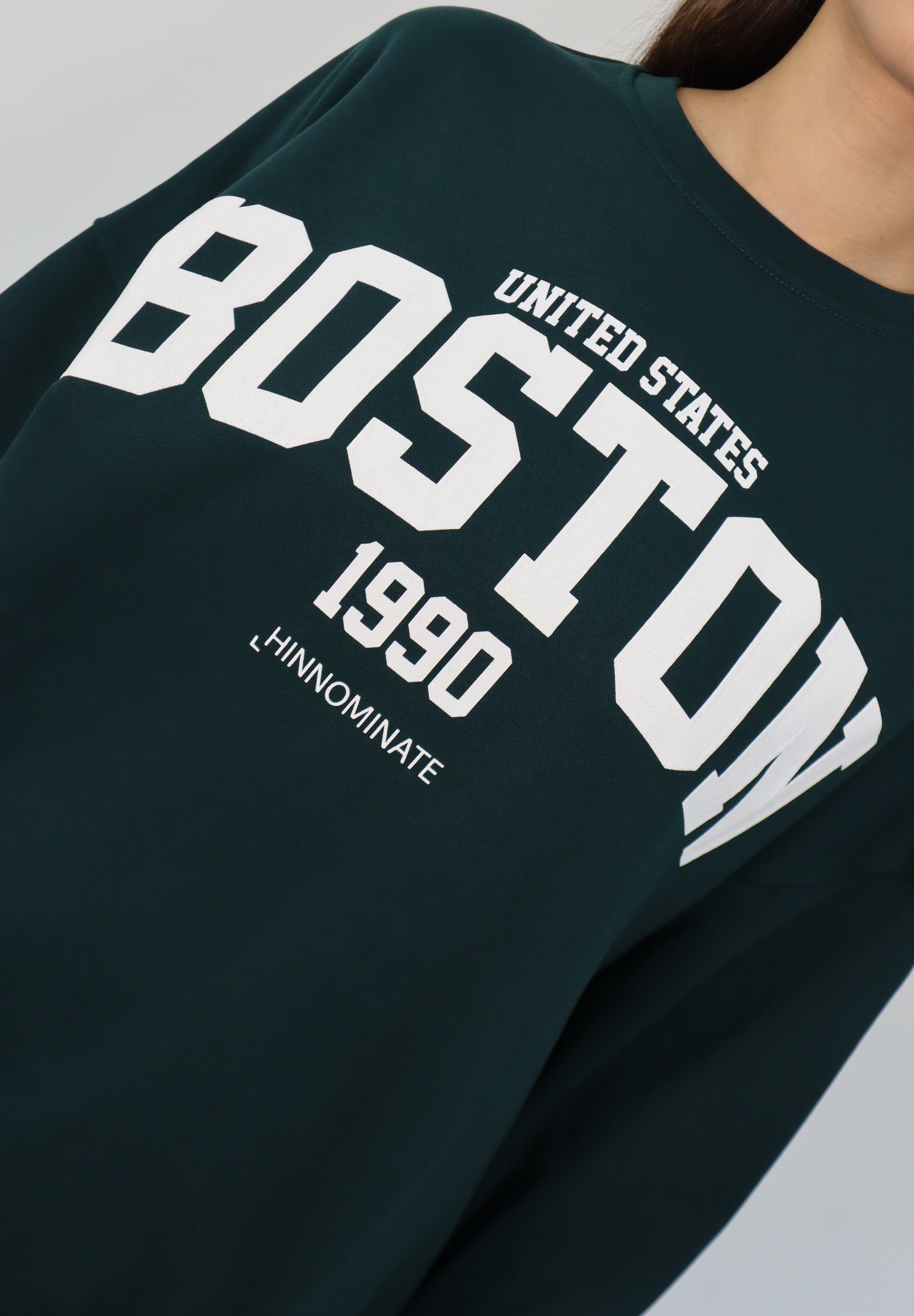 OVER BOSTON ROUND NECK SWEATSHIRT