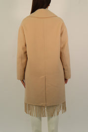 COAT WITH FRINGES ON THE SHORT BOTTOM