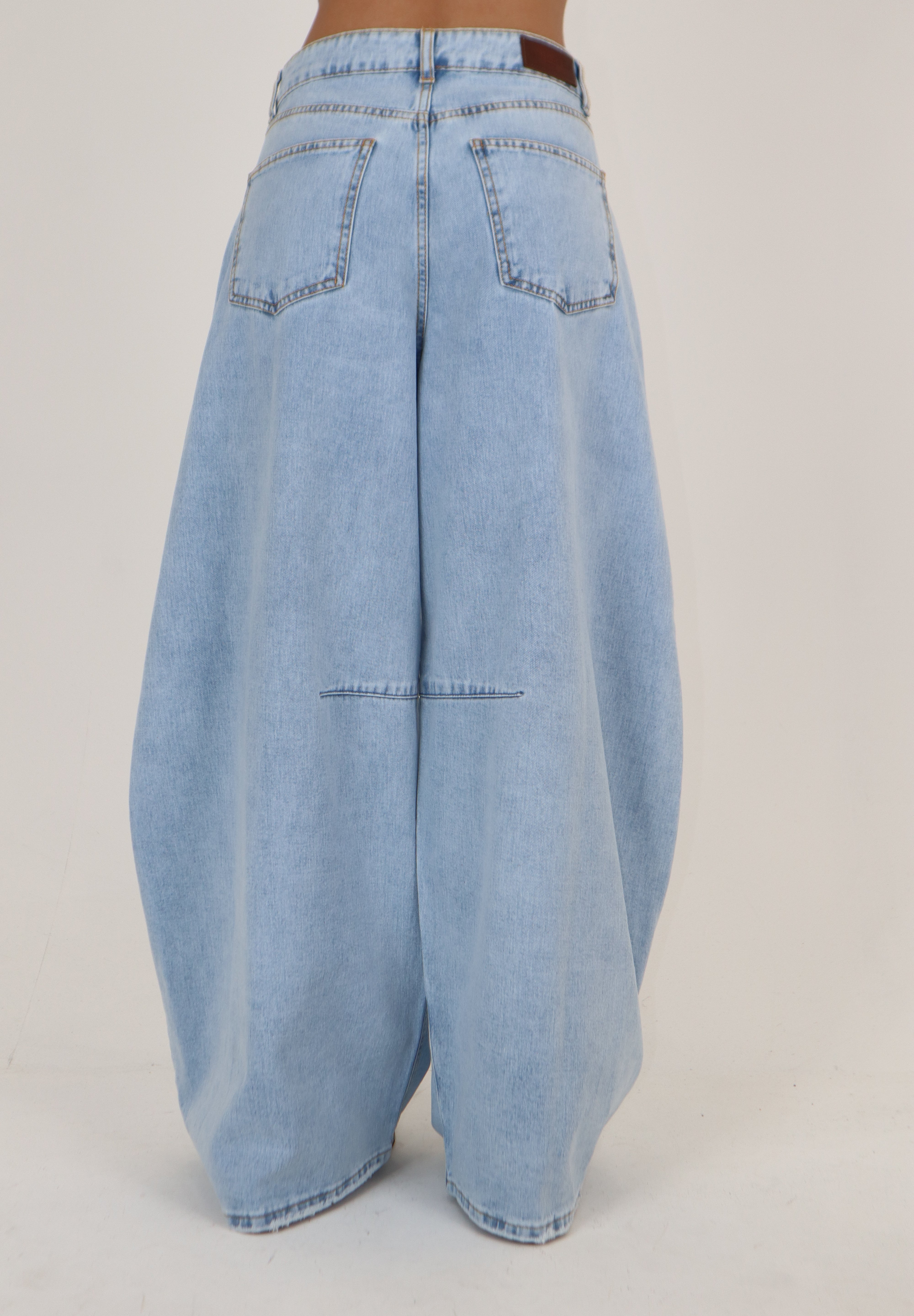 DENIM LOUVRE