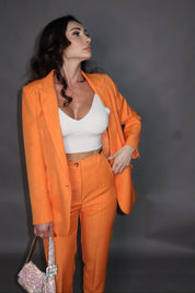 TAILLEUR ORANGE