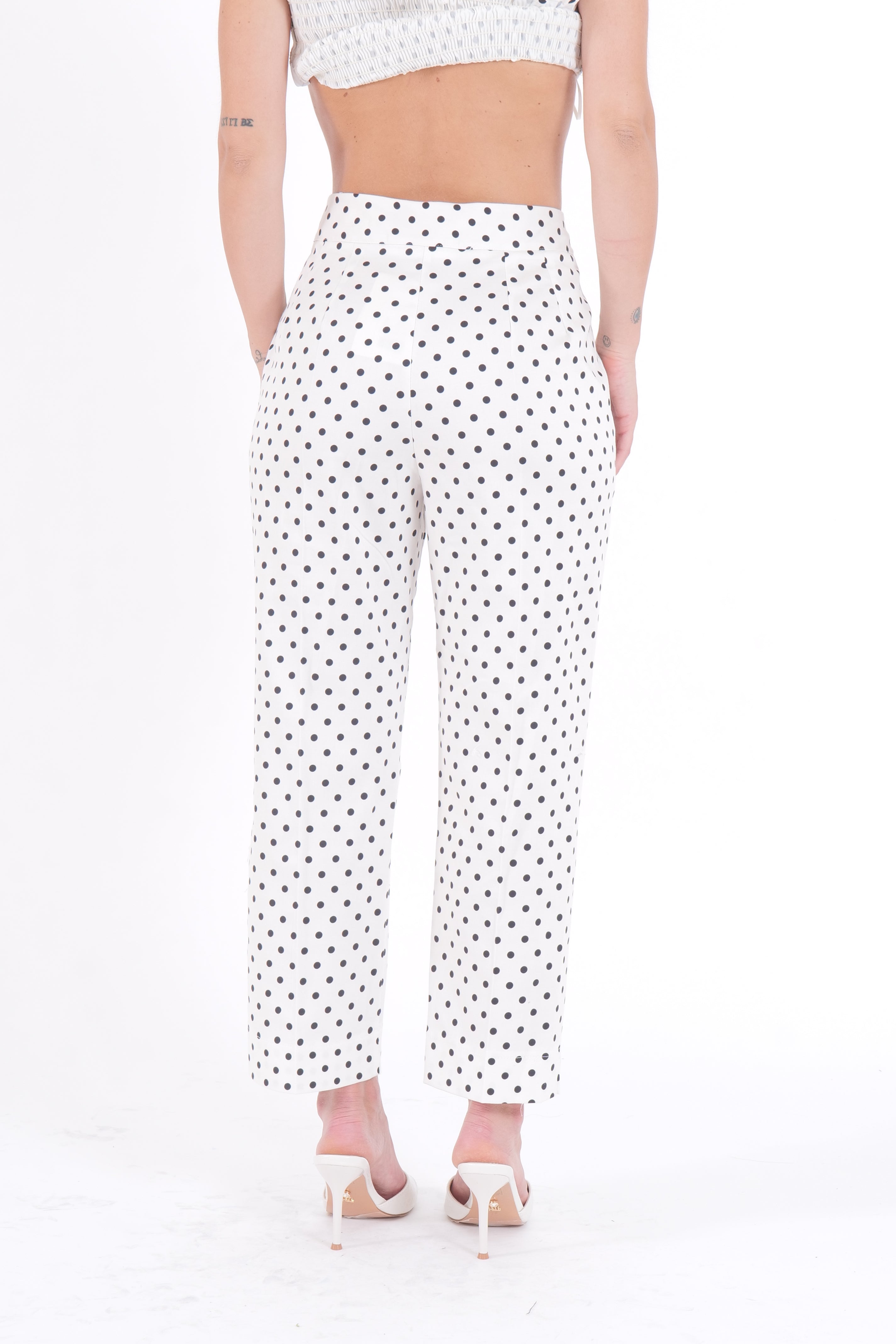 PANTALONI CAPRI POIS PANNA