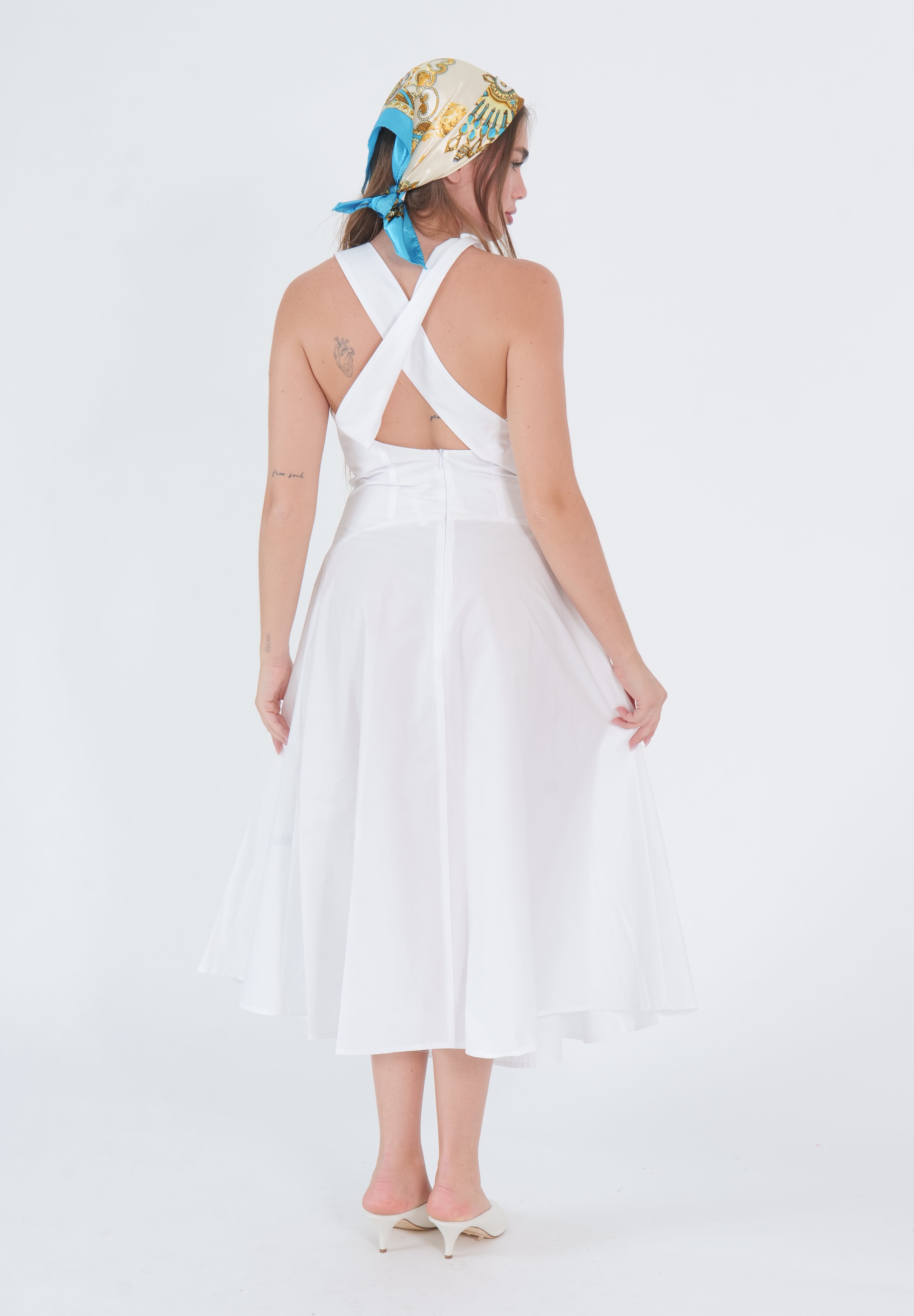 ABITO SCOLLO V BIANCO