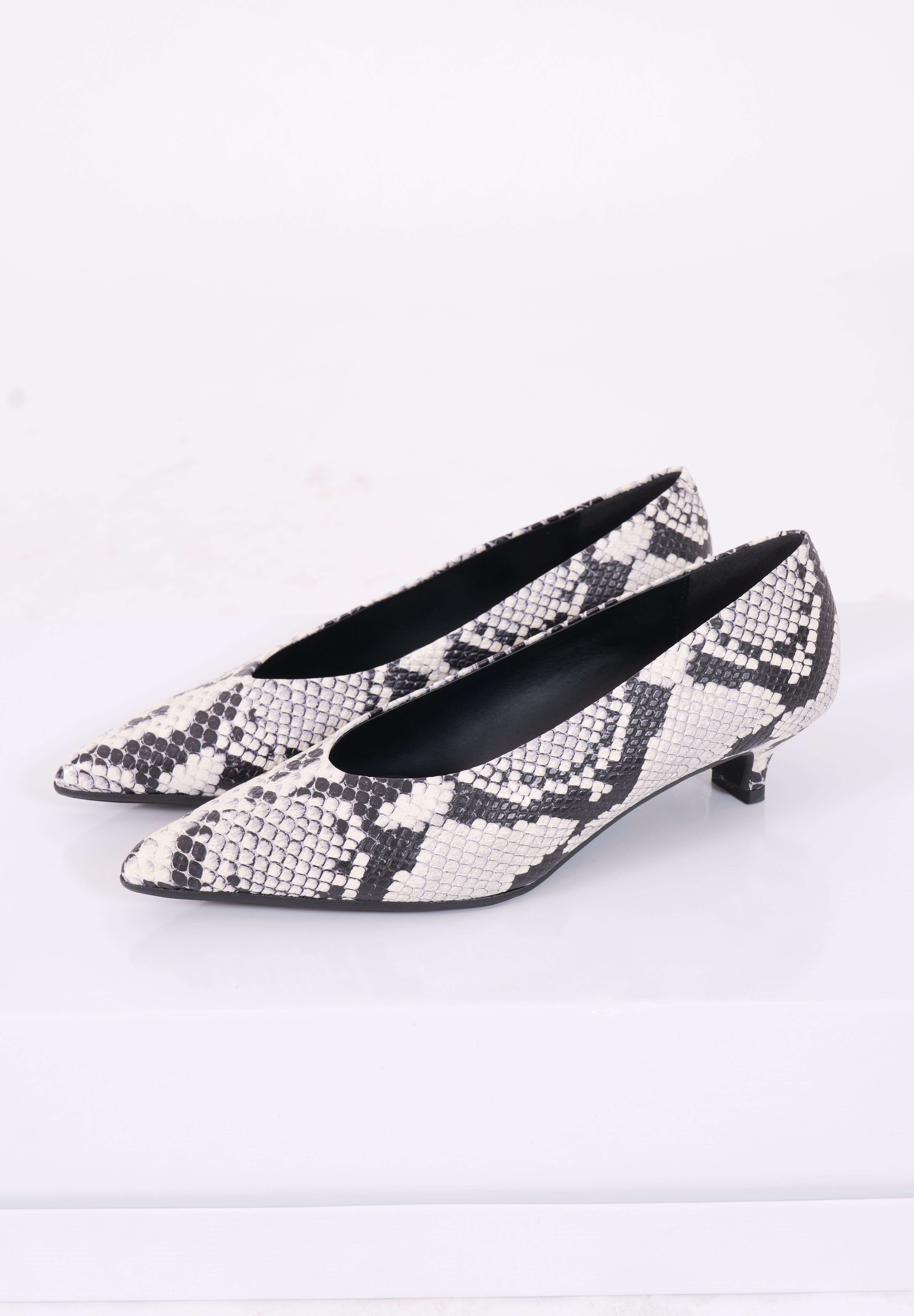 SLINGBACK PITONATA BINACO/NERO