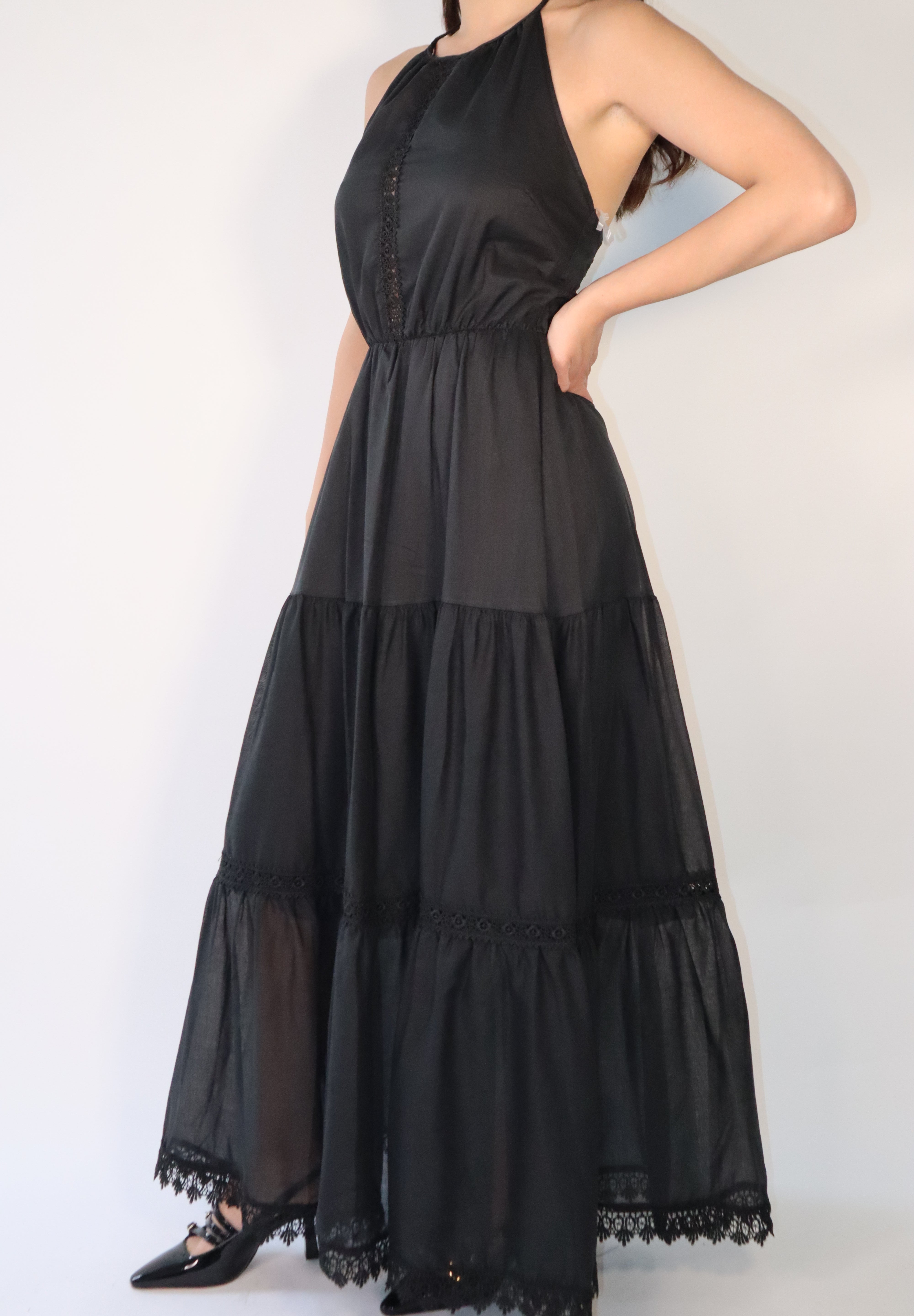 DRESS BOULEVARD