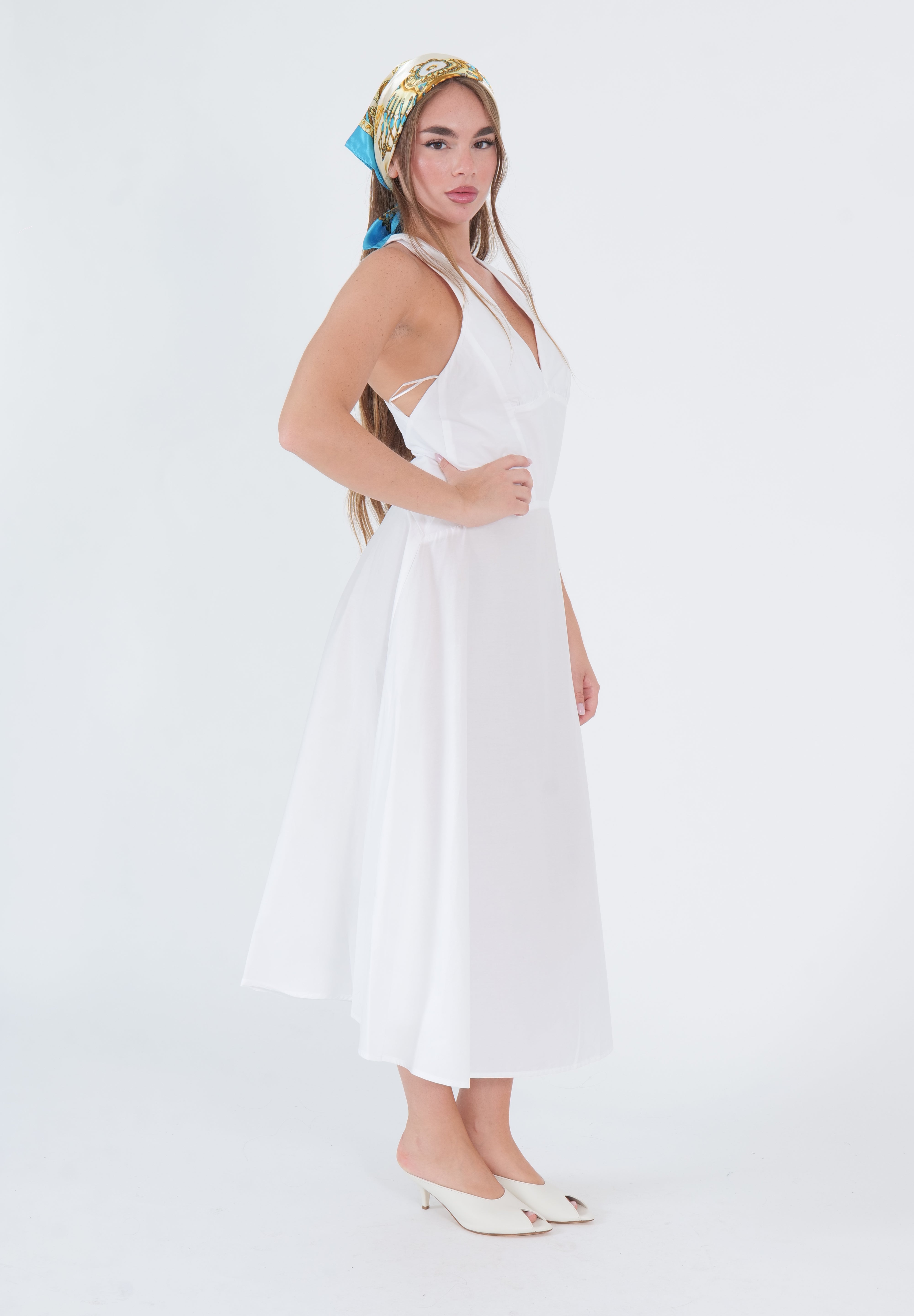ABITO SCOLLO V BIANCO