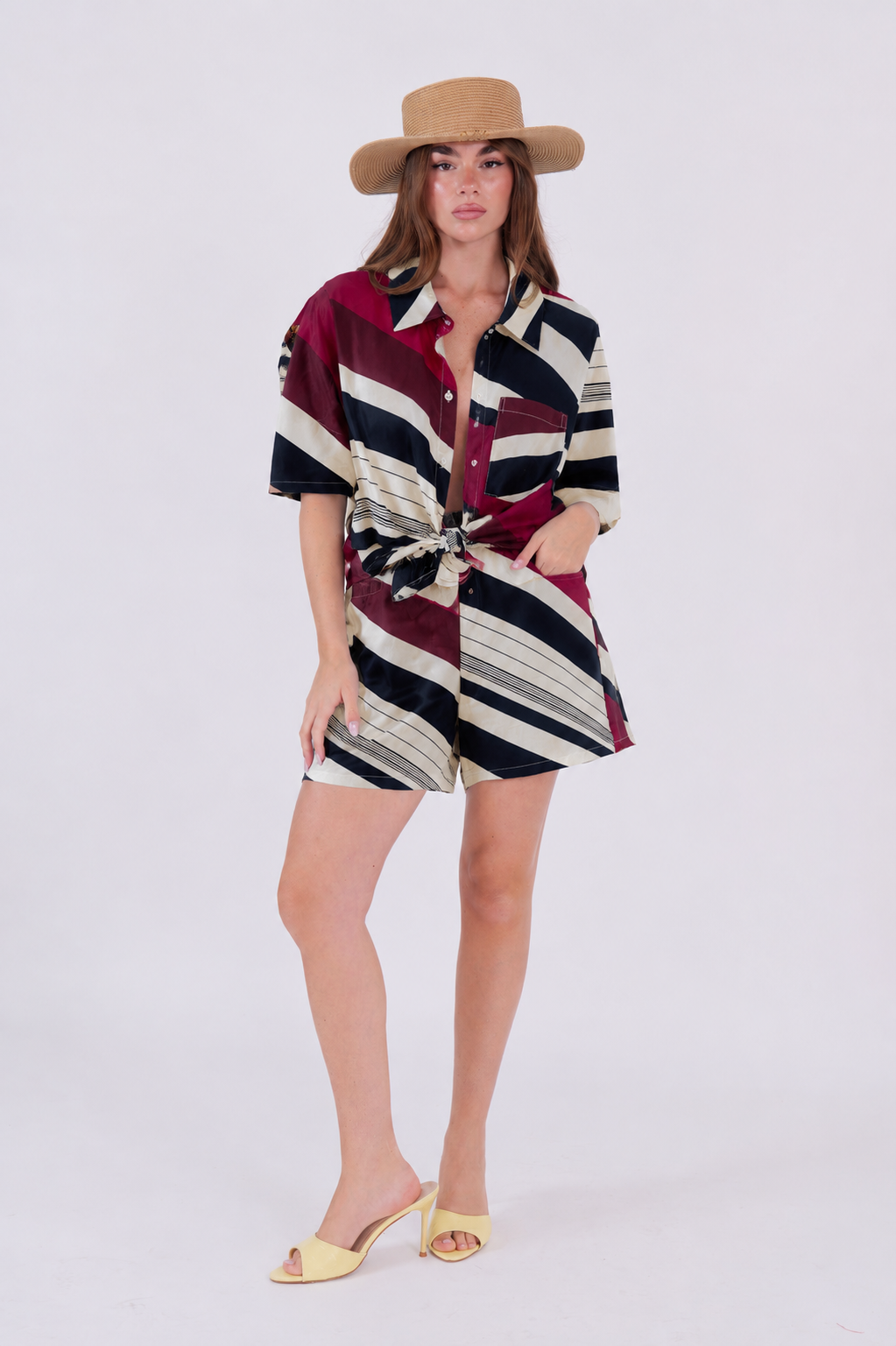 SET CAMICIA E SHORTS