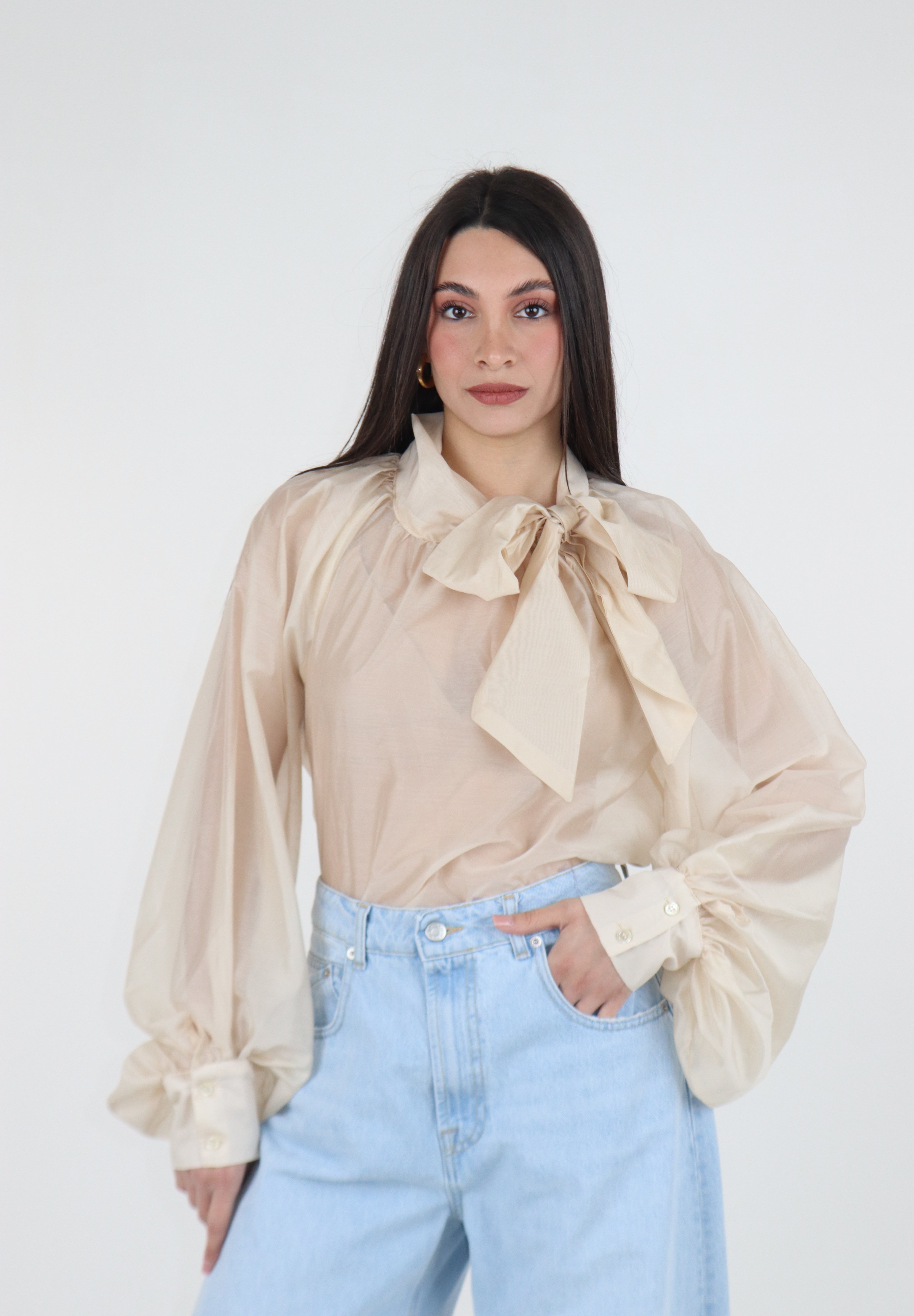 CAMICIA FIOCCO BEIGE