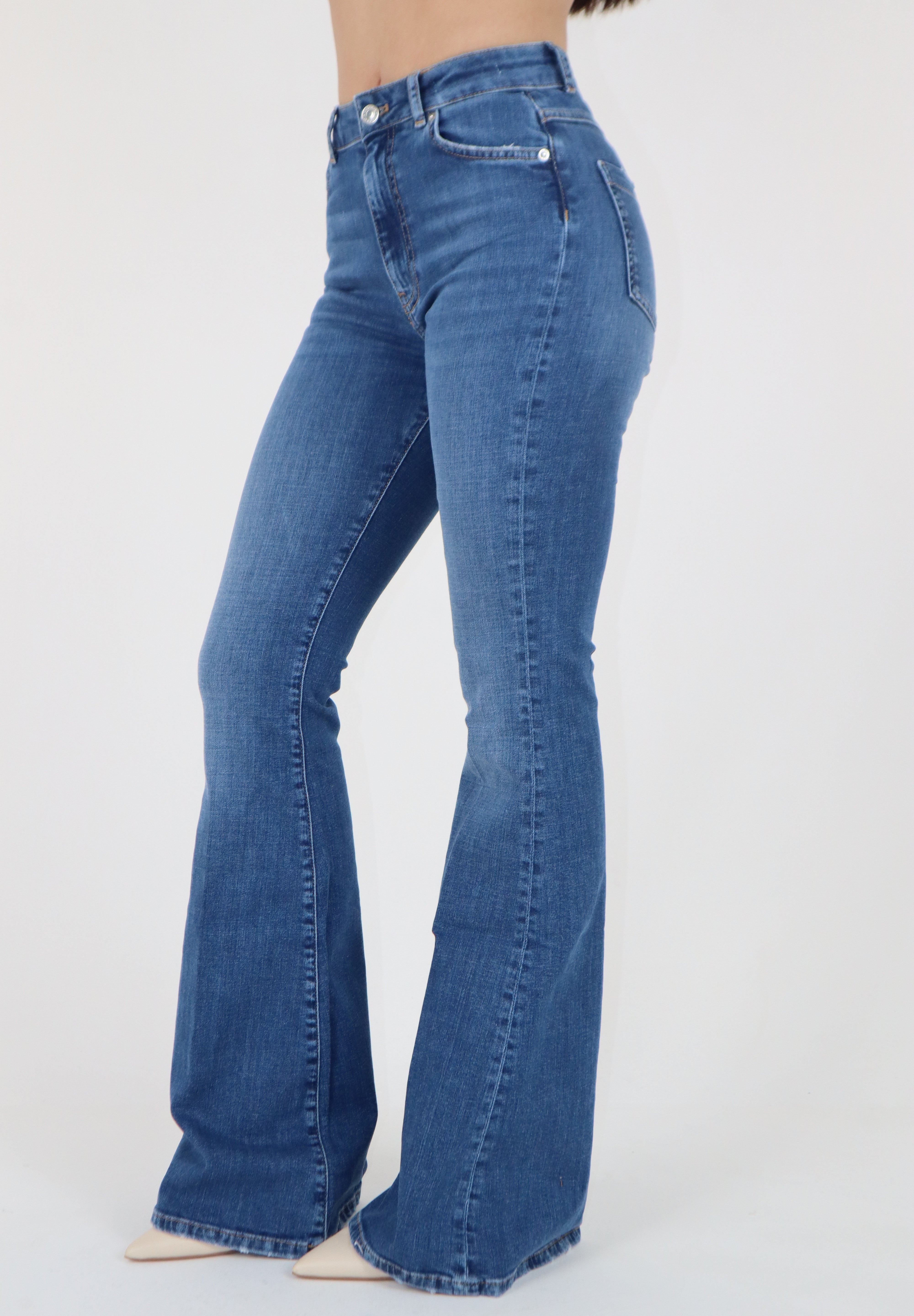 GISELE FLARE SLIM FIT