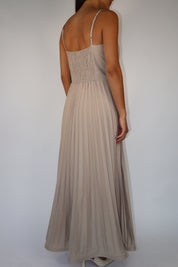 DRESS REBEYA