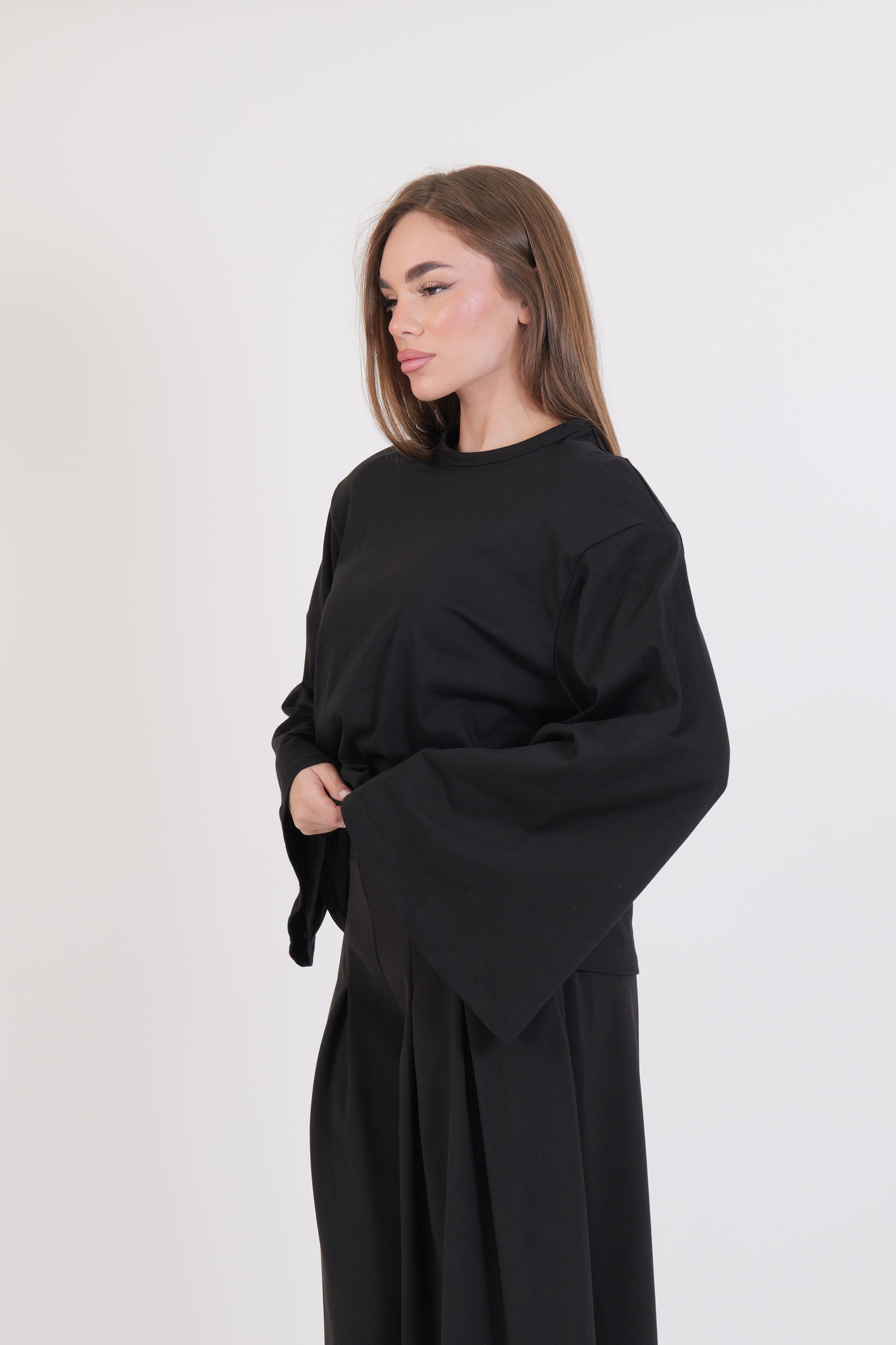T-SHIRT SPALLINA NERA
