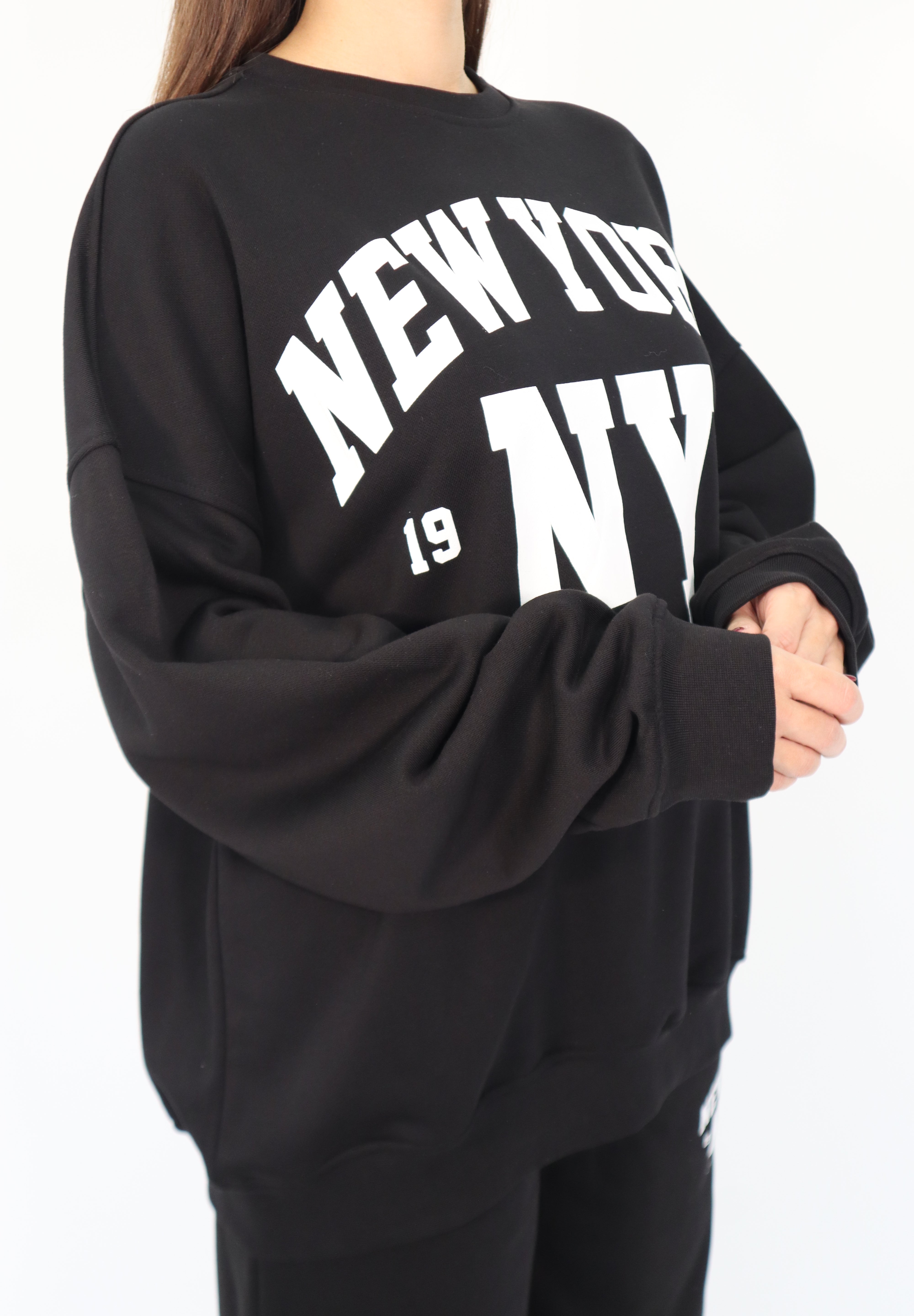 OVER NEW YORK CREW NECK SWEATSHIRT