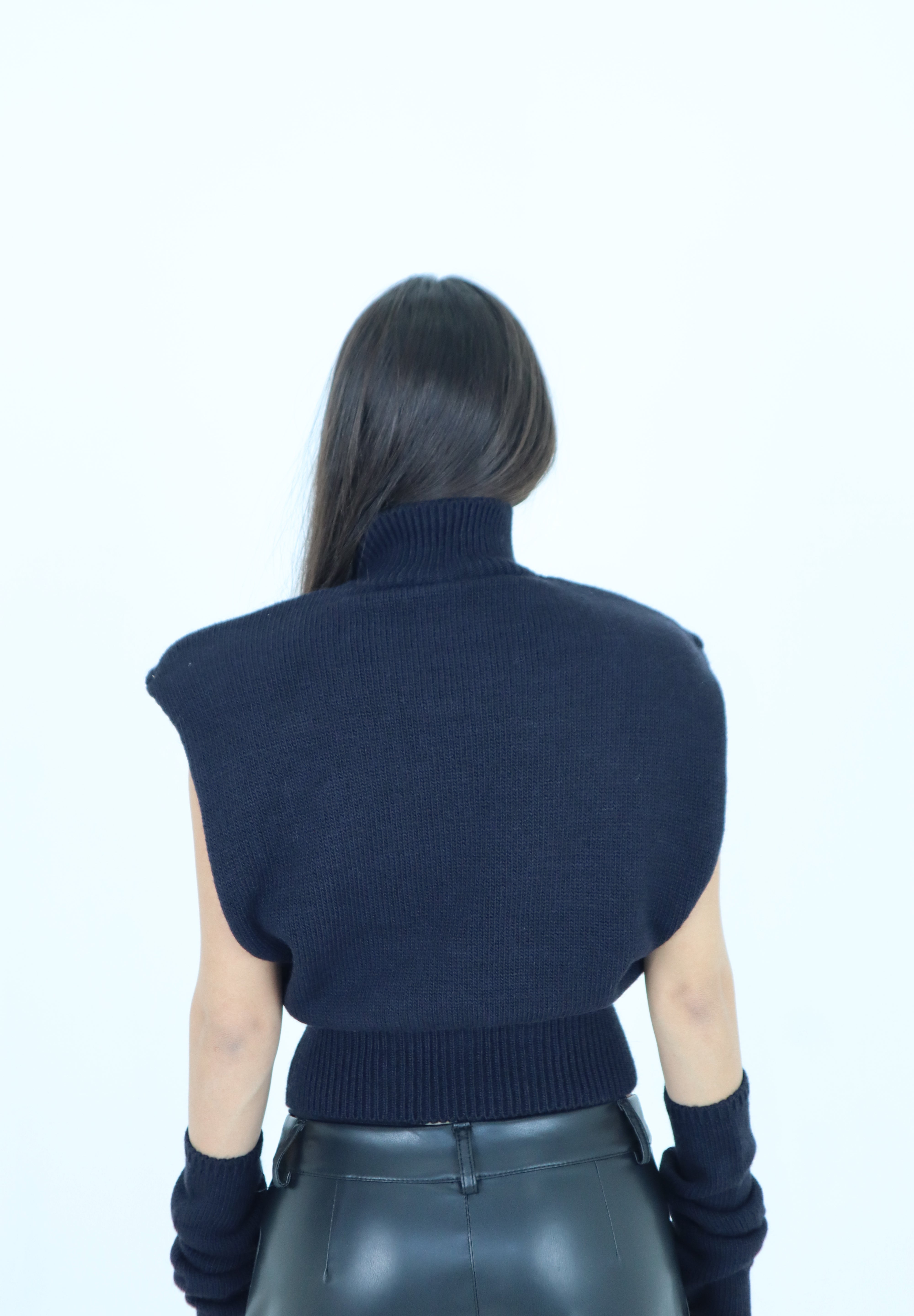 MAGLIONCINO CON MANICOTTI