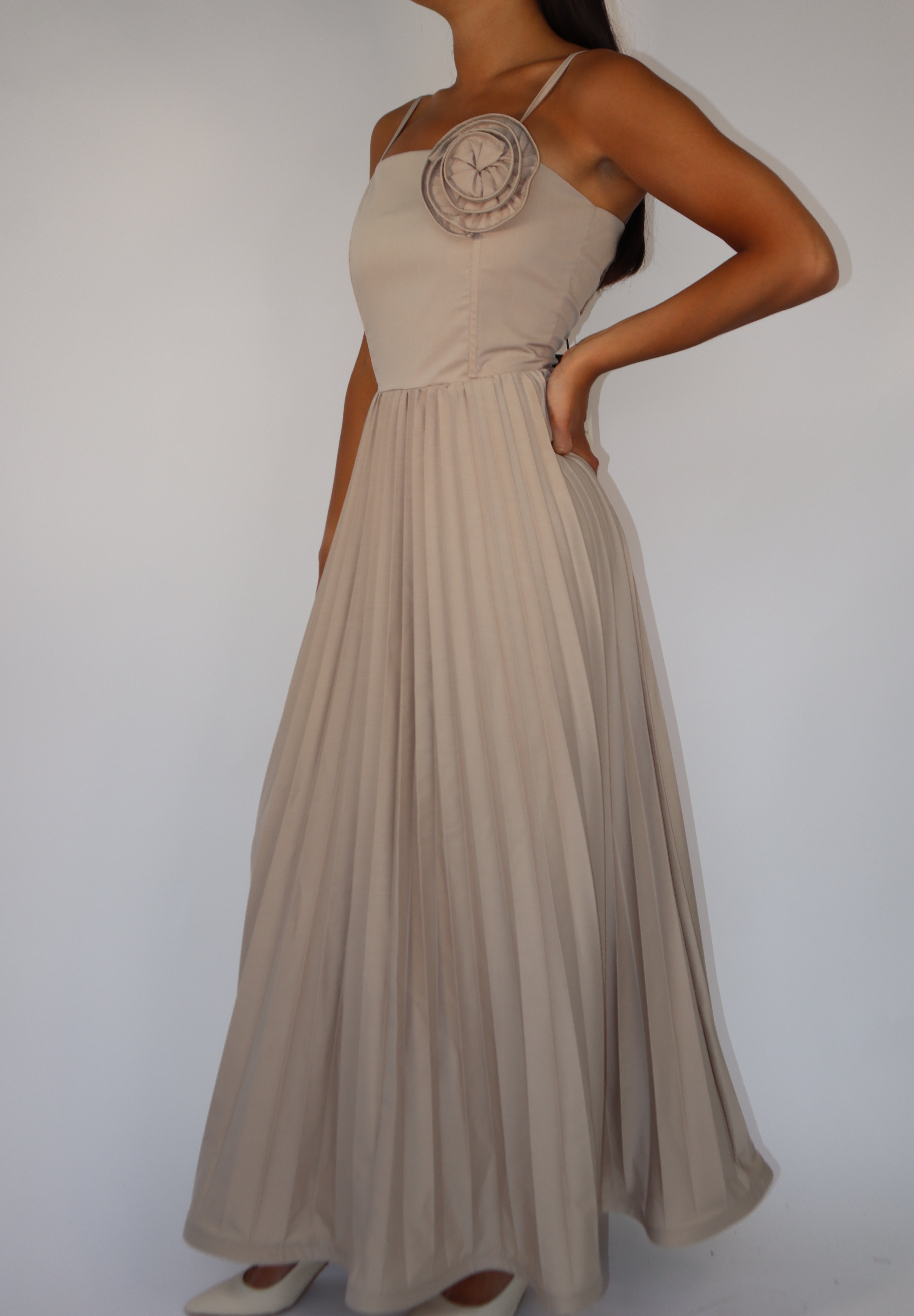 DRESS REBEYA