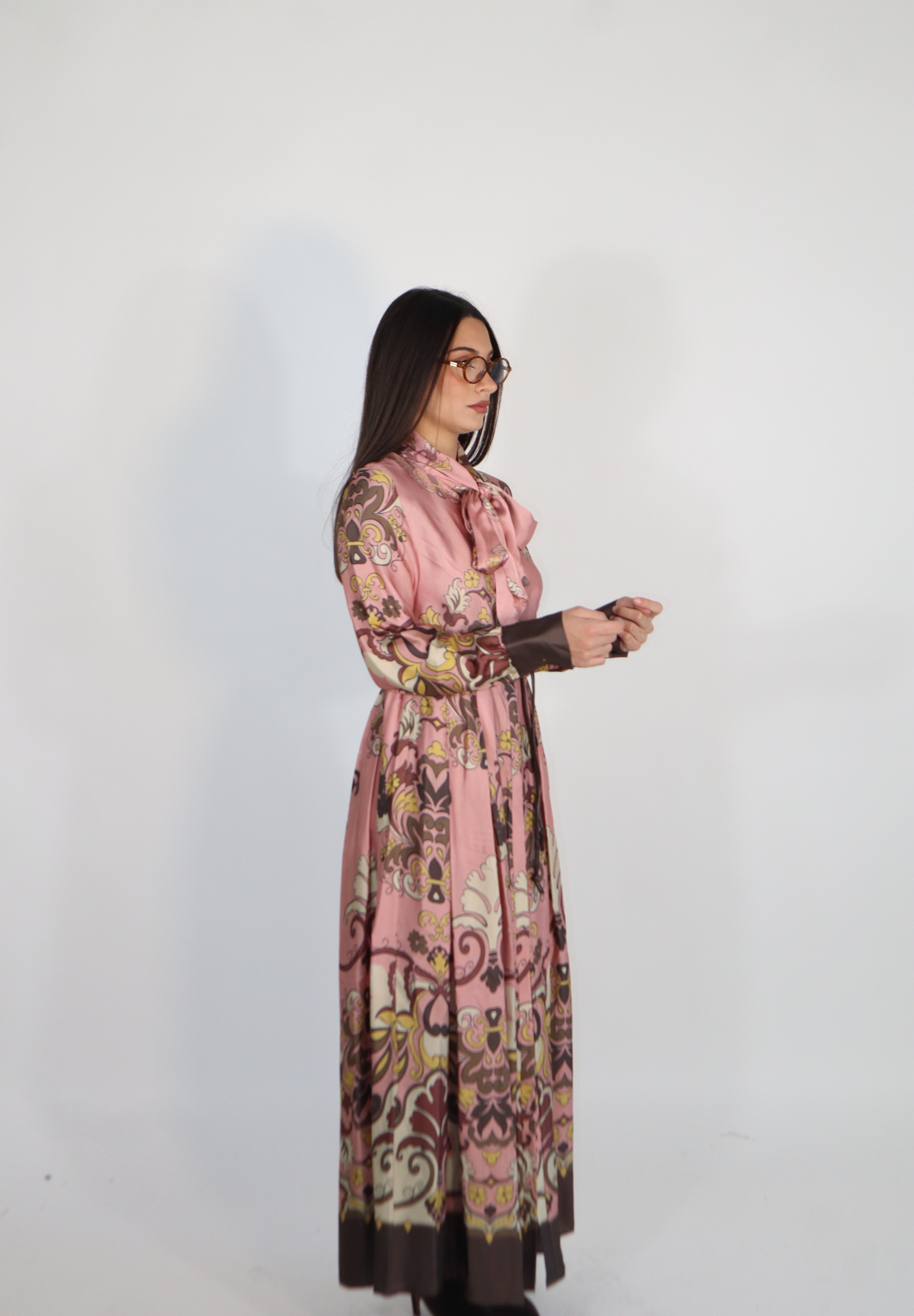 DRESS POMPOSA