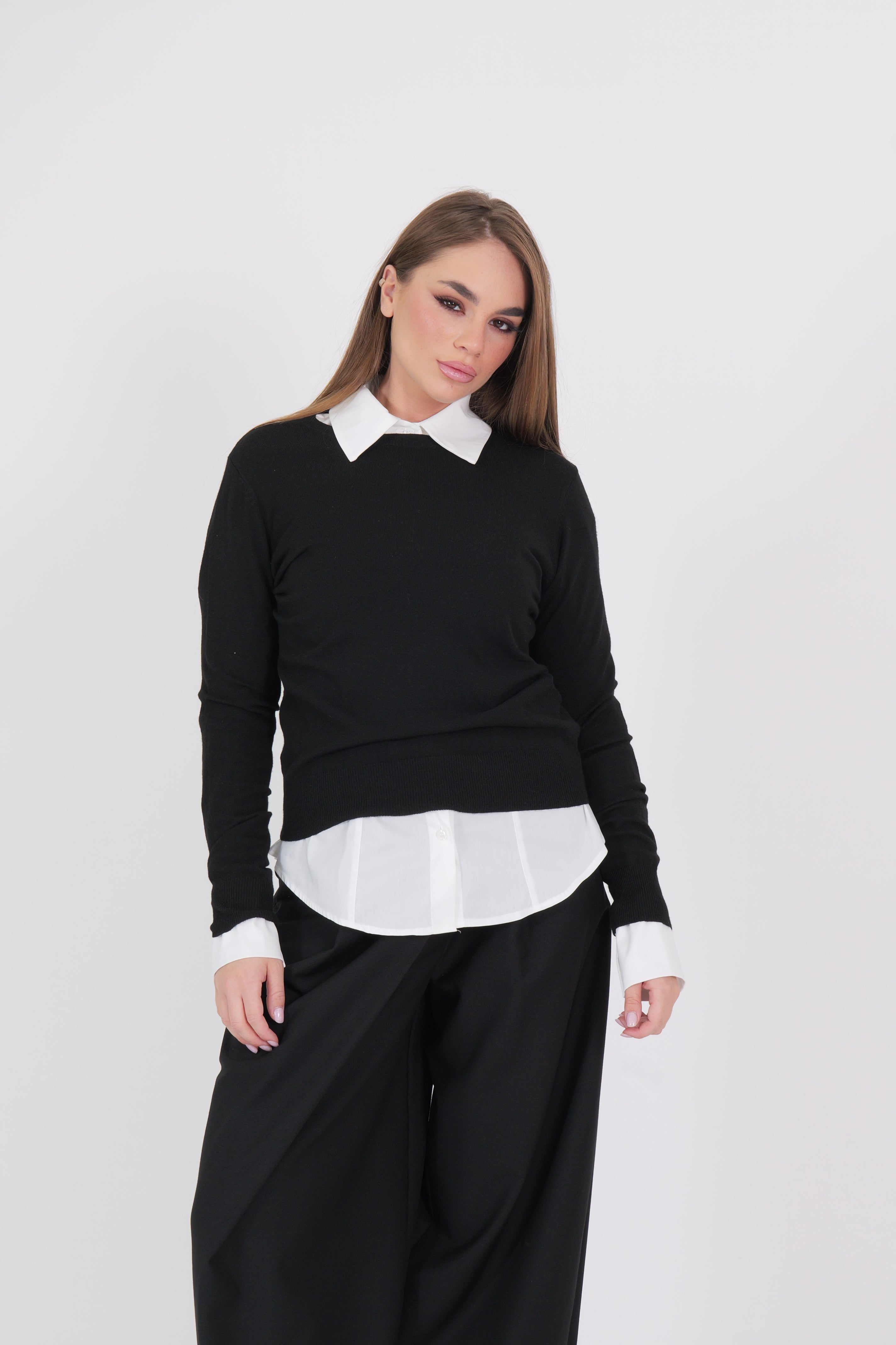 MAGLIA GIROCOLLO NERA