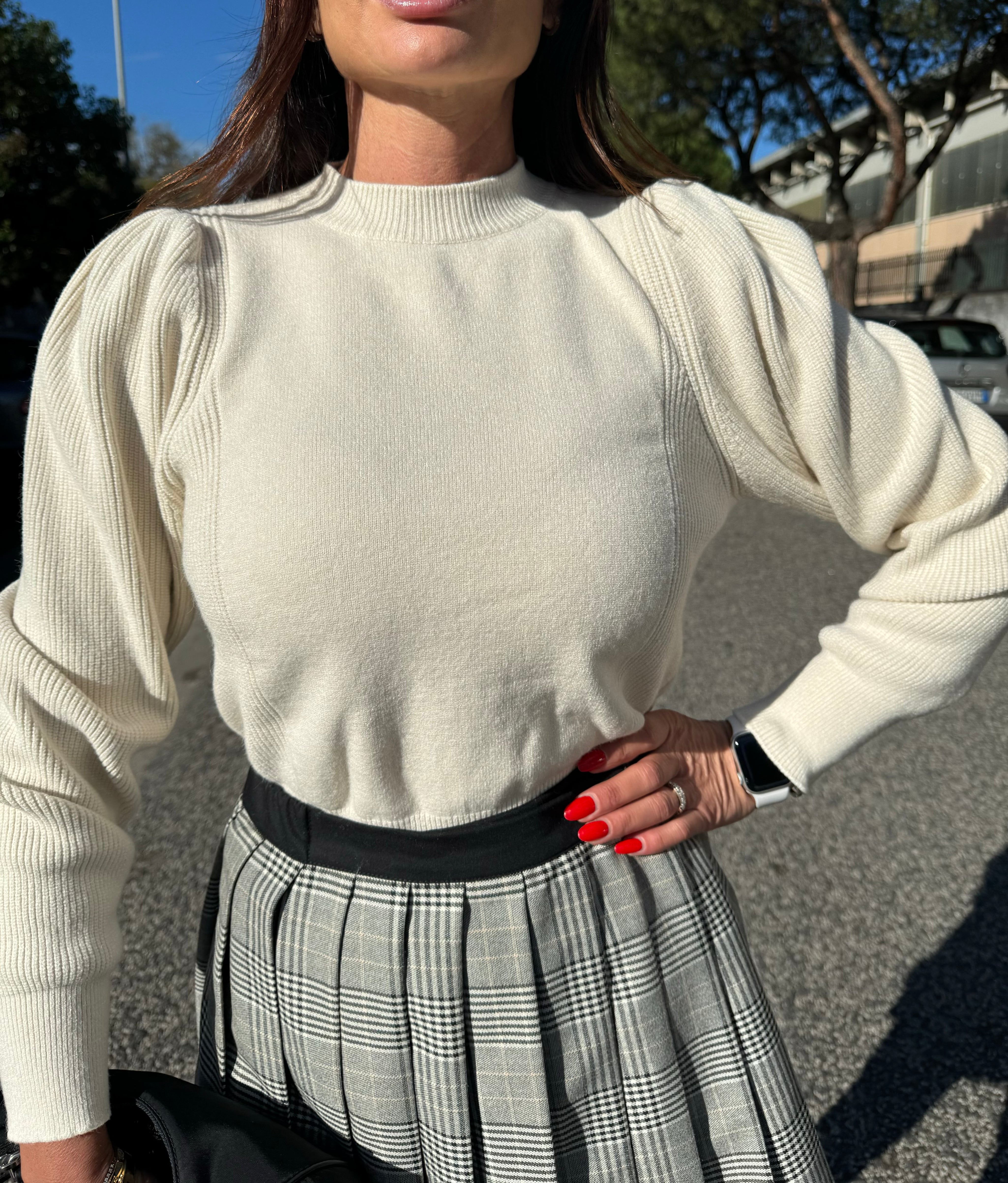 SOPHIE SWEATER