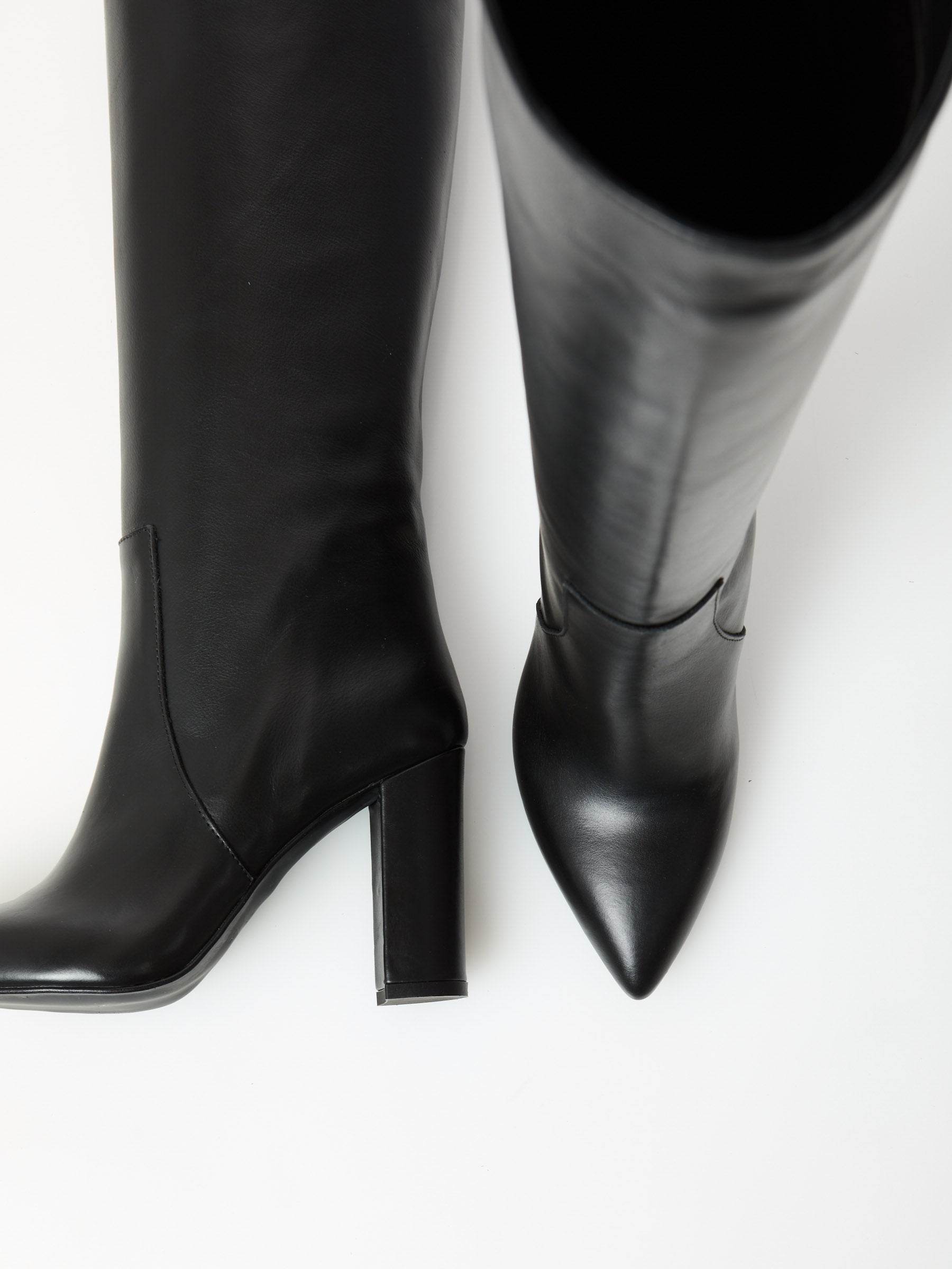 STIVALE IN PELLE NERO